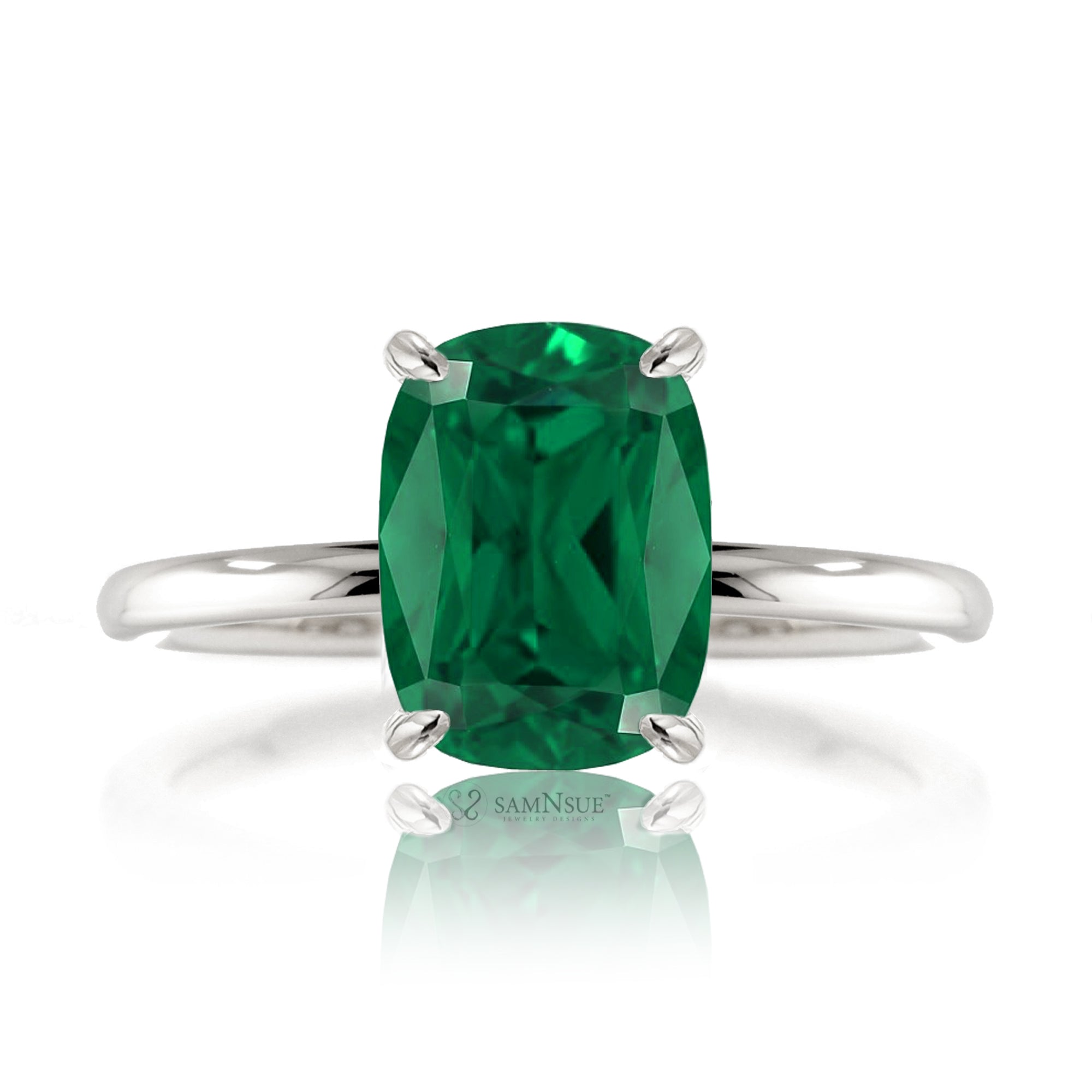 The Ava Cushion Cut Green Emerald Ring (Lab Grown)
