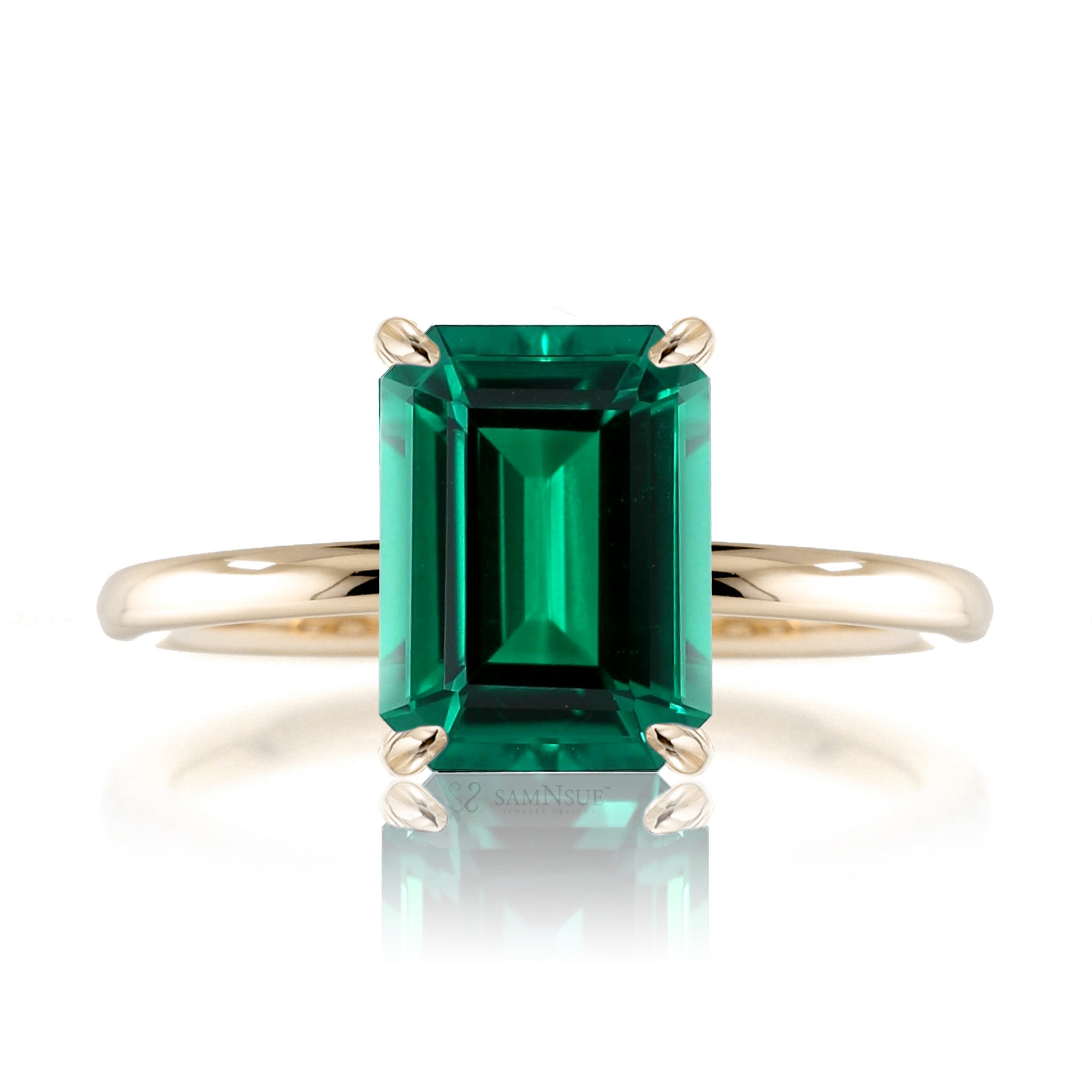 The Ava Step Cut Emerald Ring (Lab-Grown)