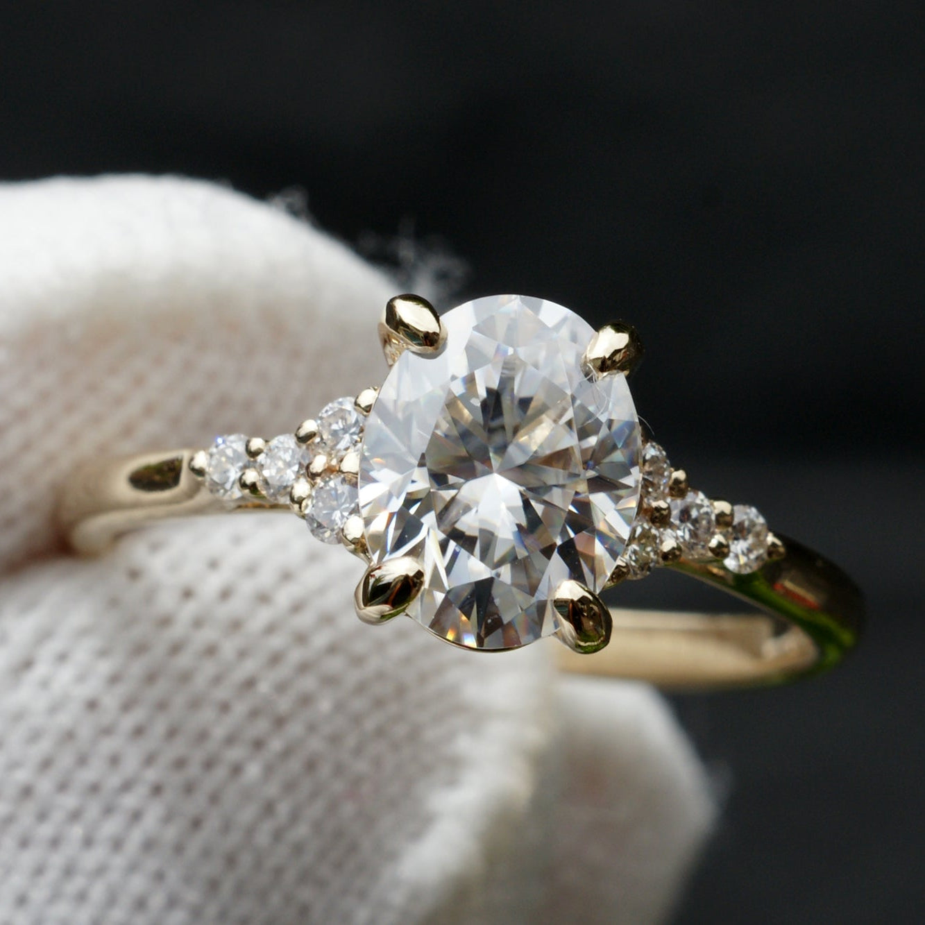 The Chloe Oval Cut Moissanite Ring