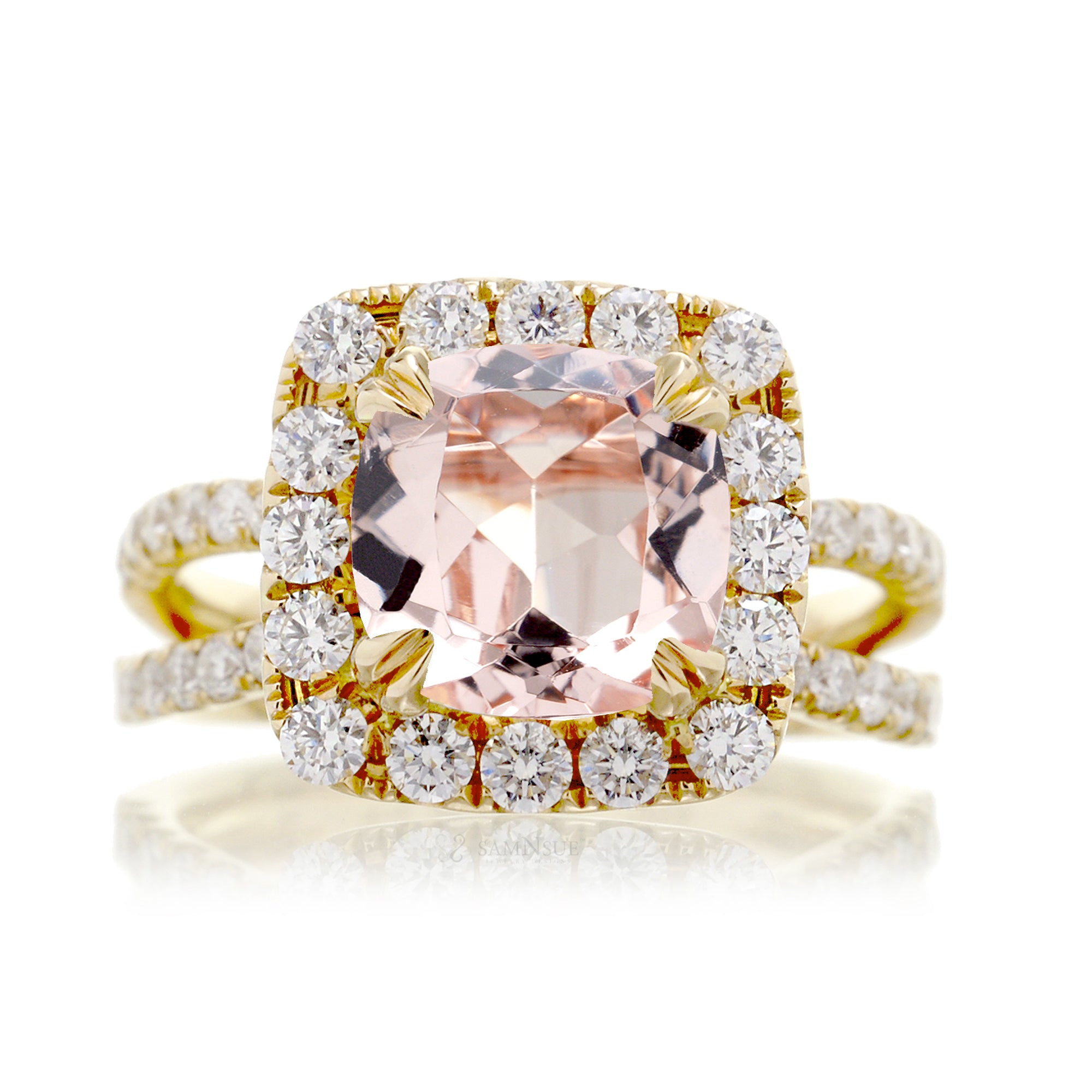 The Bonnie Cushion Morganite Ring