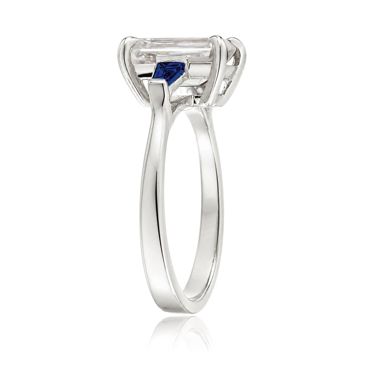 The Alice Emerald Cut Diamond Ring (Lab Grown)