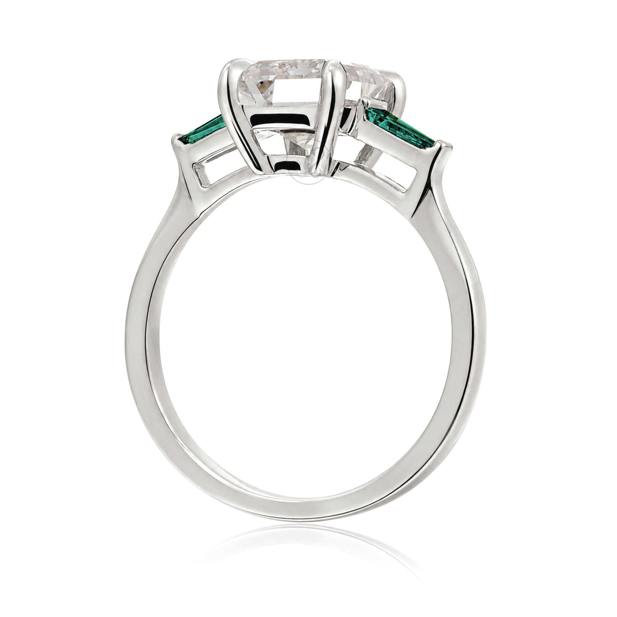 The Alice Emerald Cut Diamond Ring (Lab Grown)