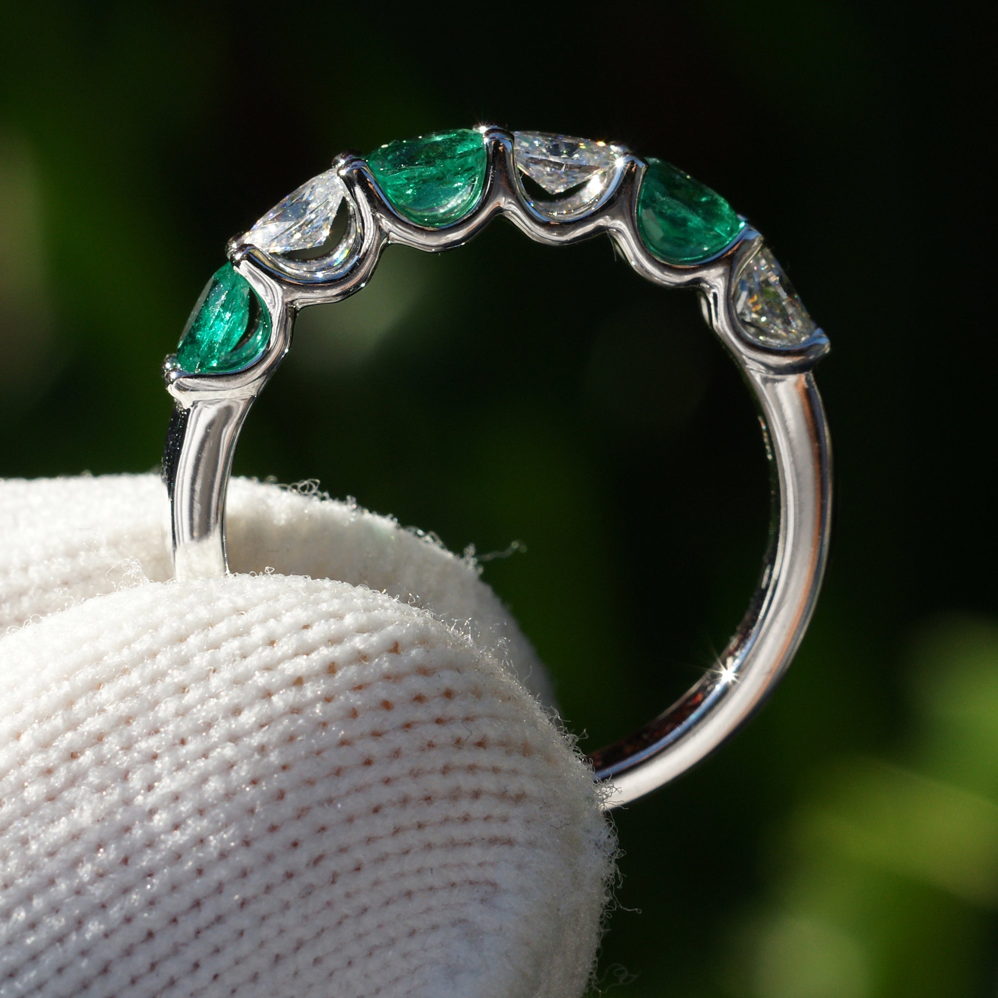 The Ursula Oval Emerald Band (Six Stone)