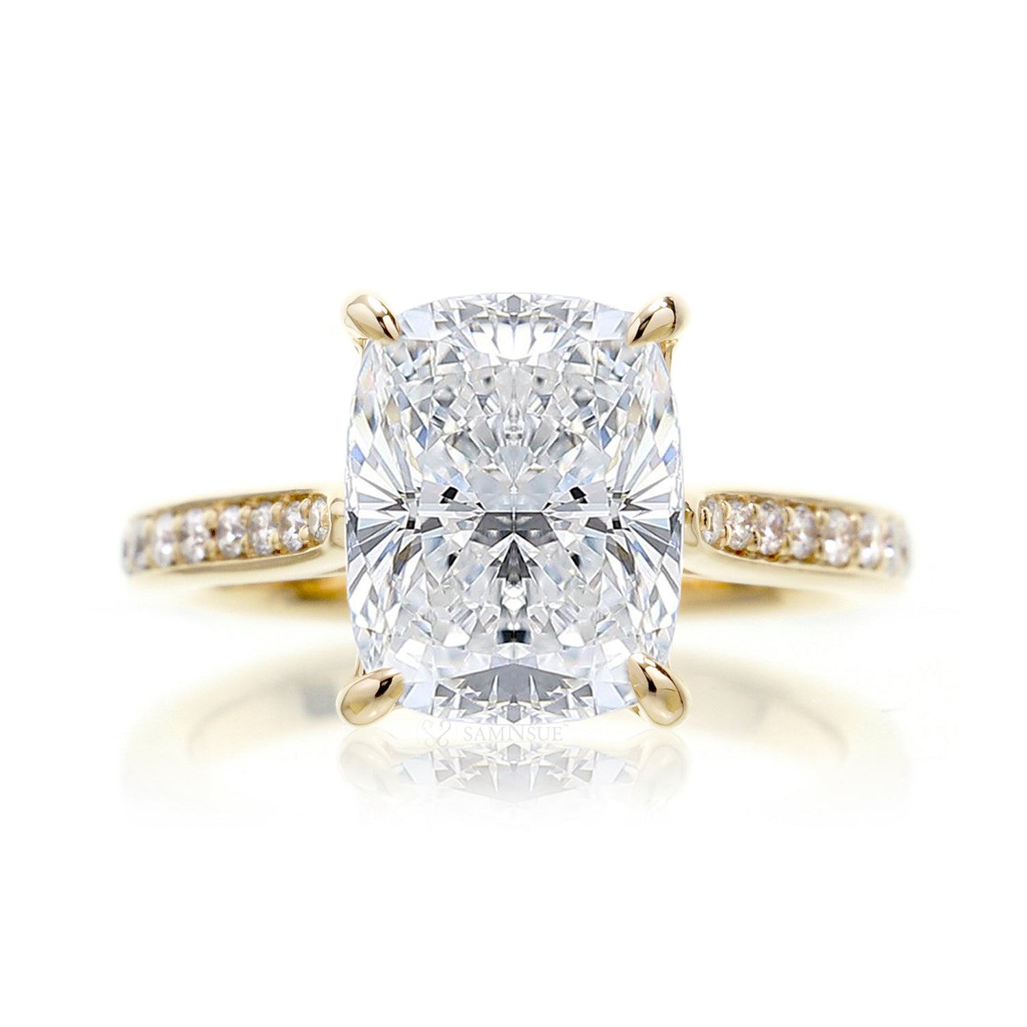 The Emily Cushion Diamond Ring (Lab-Grown)