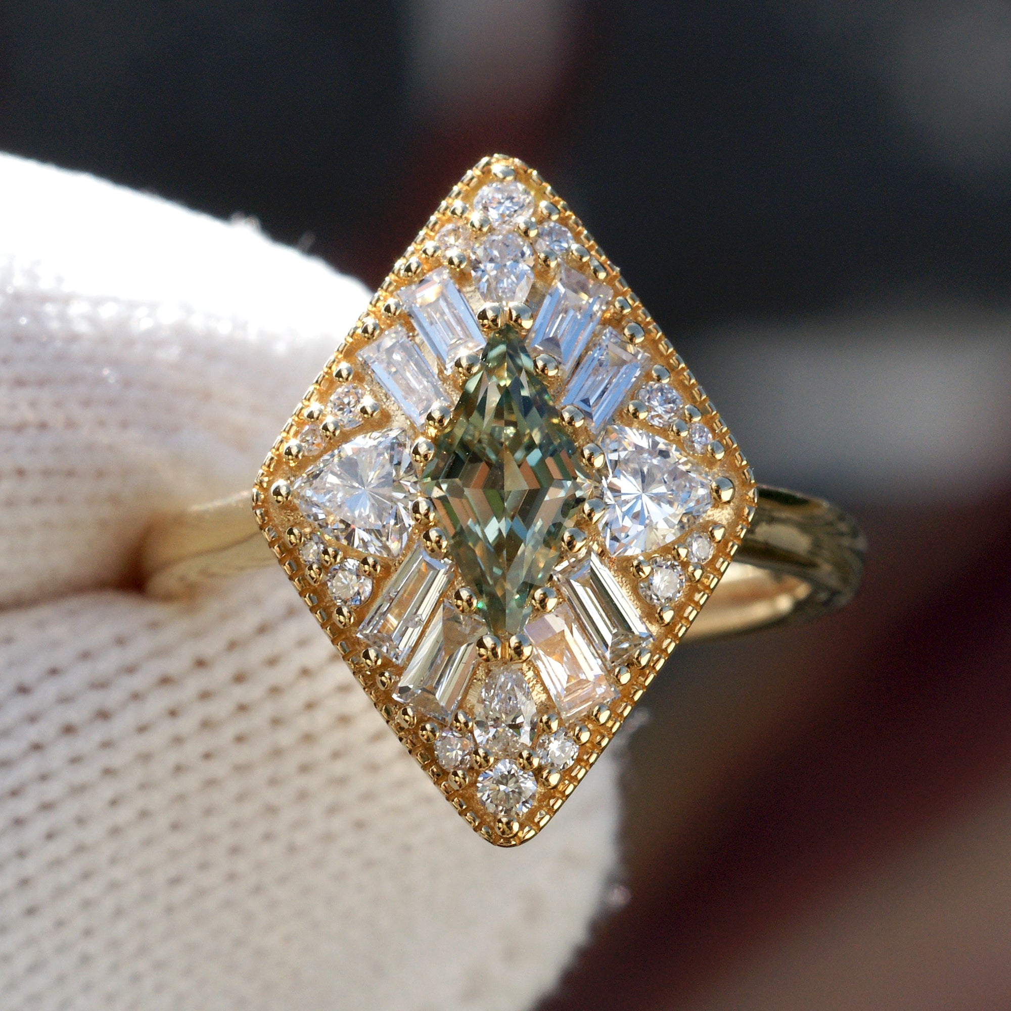 The Eloise Kite Green Sapphire Ring 18k Yellow Gold (1.44ct tw.)