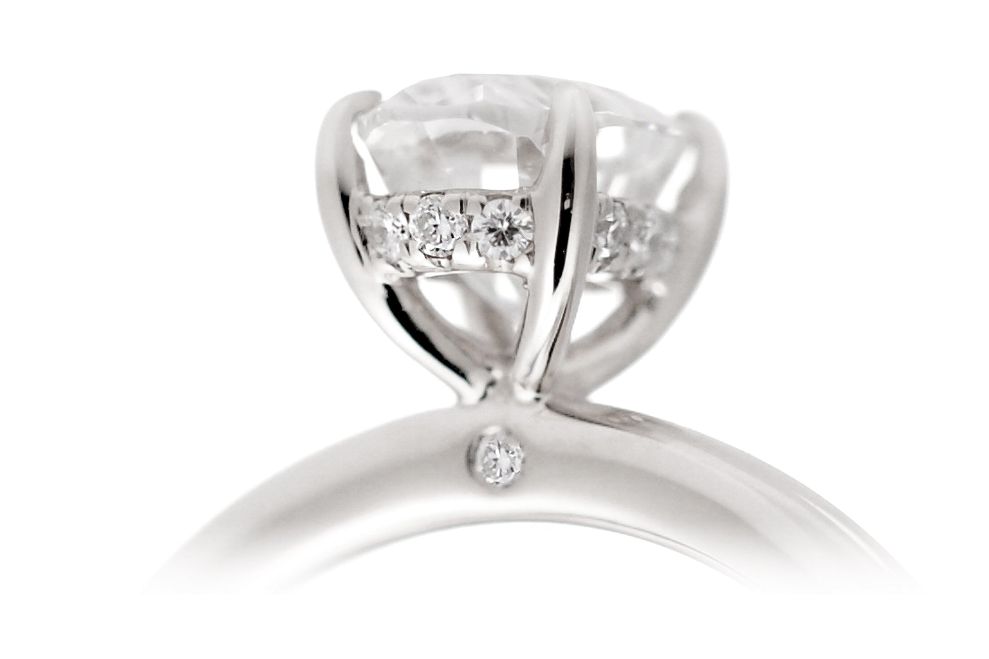 The Lucy Round Cut Moissanite Ring