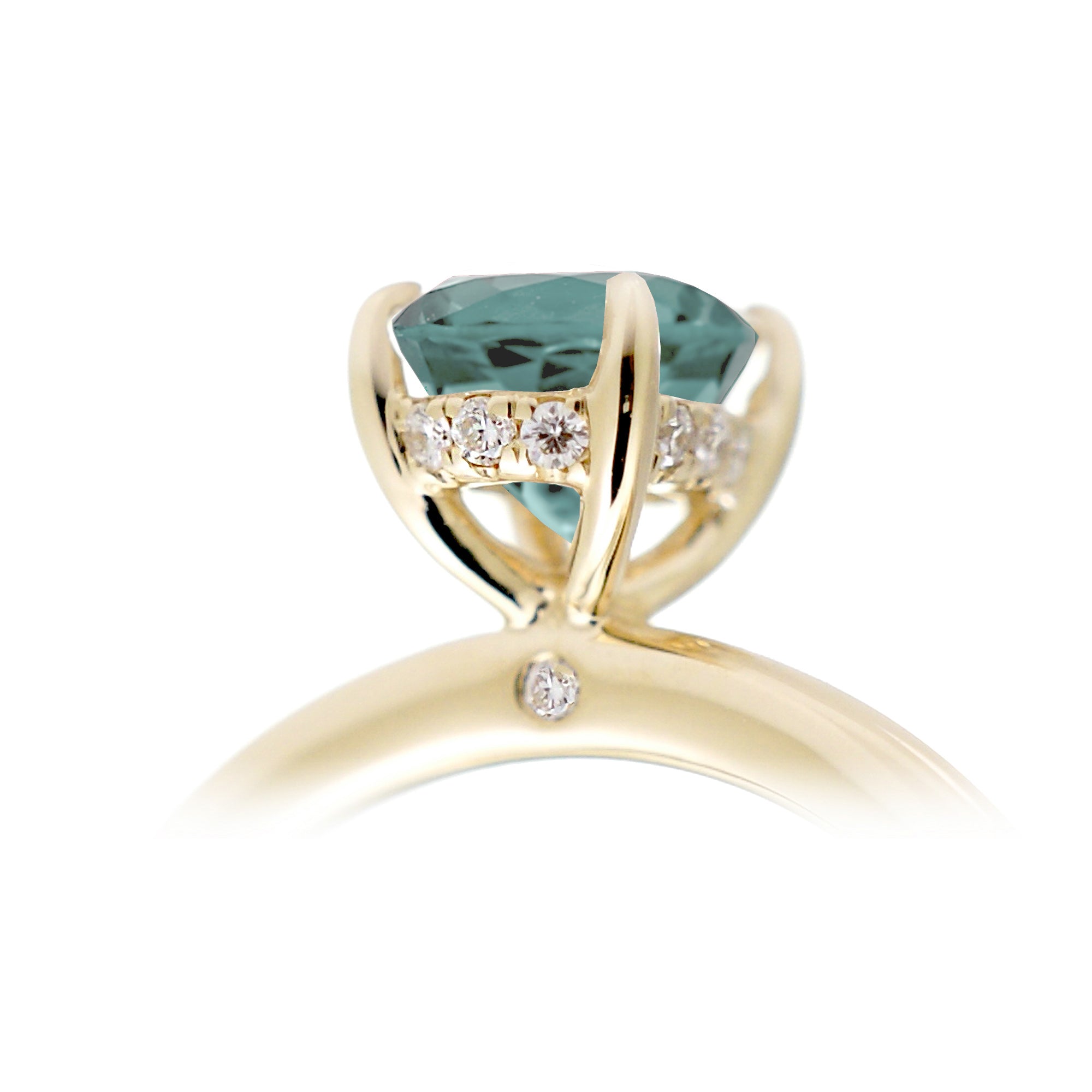 Princess cut lab green sapphire solitaire engagement ring in yellow gold