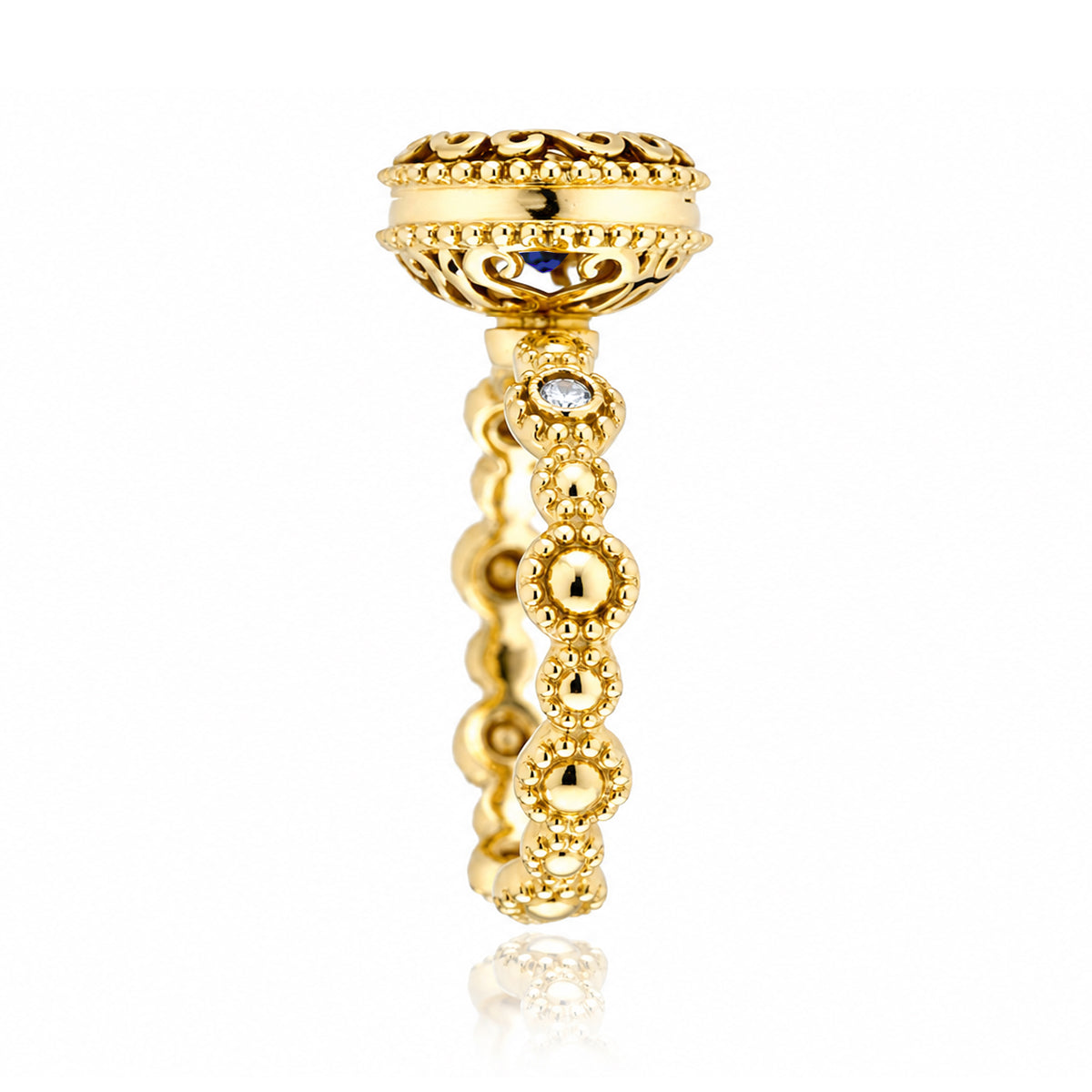 The Nilda Oval Blue Sapphire Ring