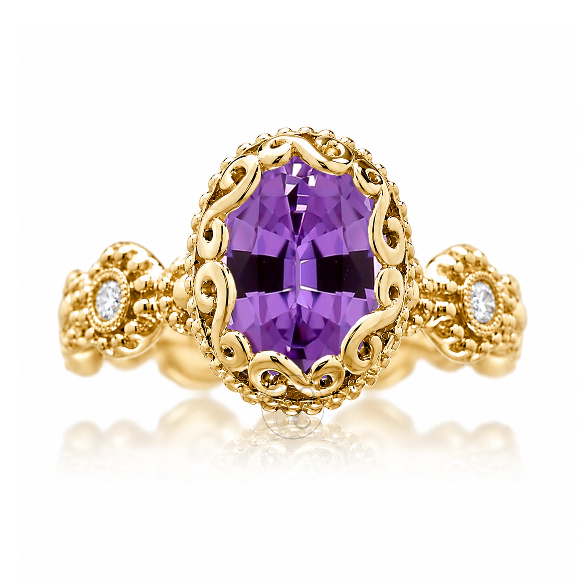 The Nilda Oval Amethyst Ring