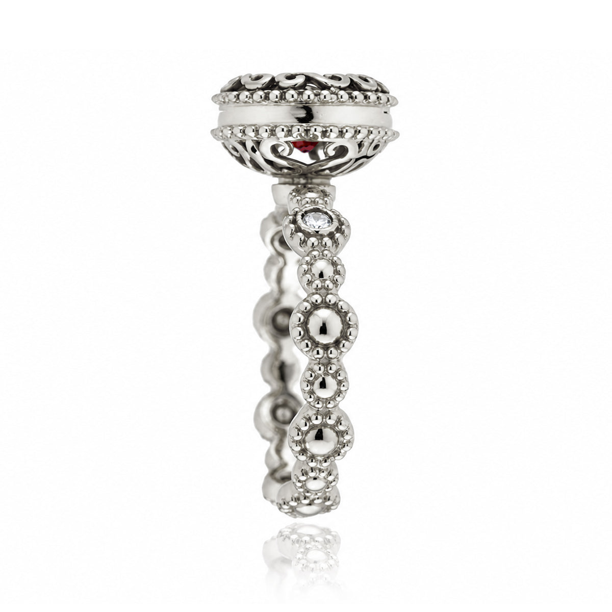 The Nilda Oval Ruby Ring
