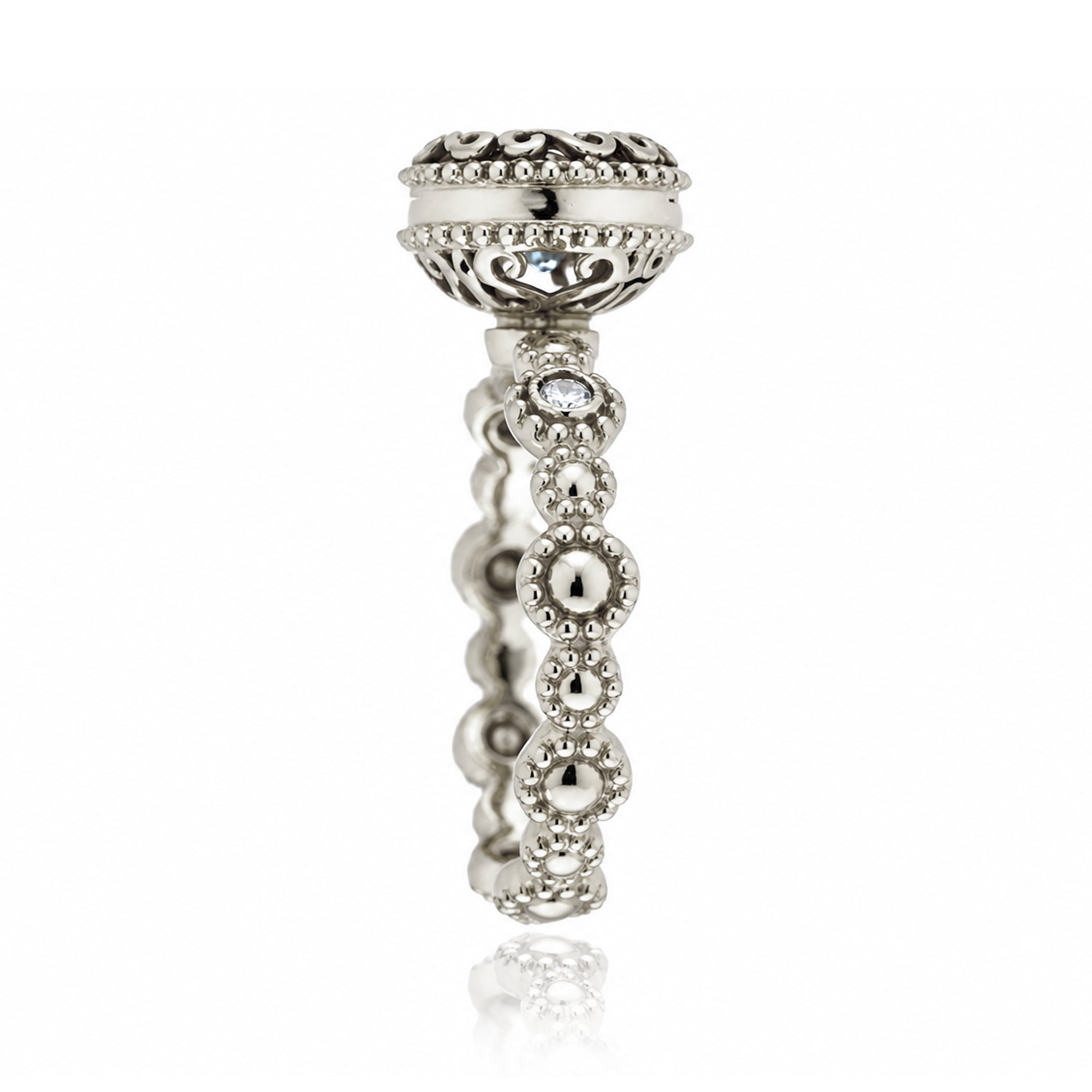 The Nilda Round Aquamarine Ring