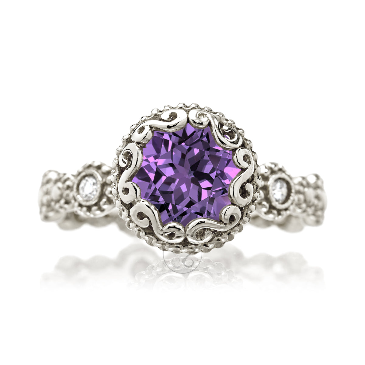The Nilda Round Amethyst Ring