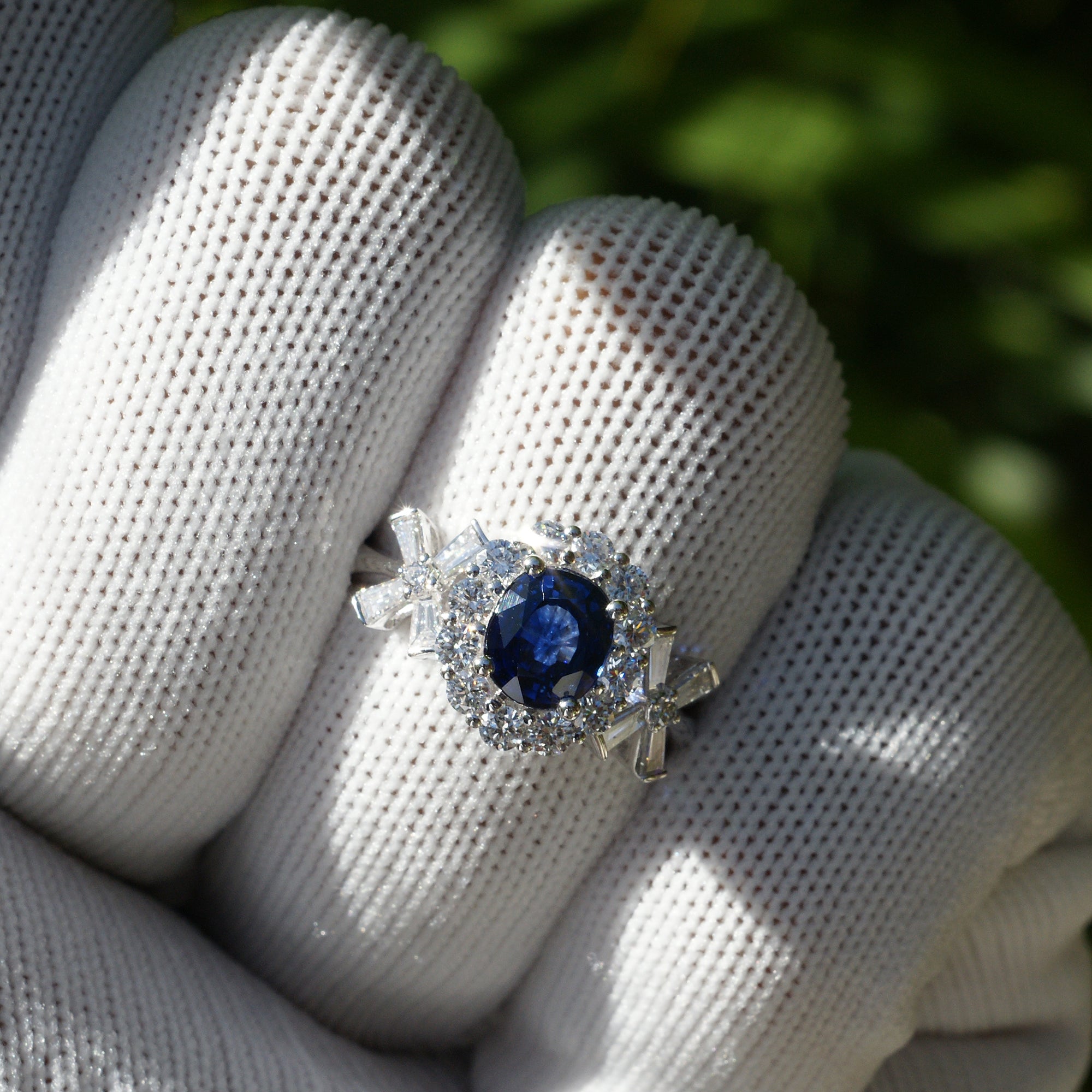 The Julie Oval Sapphire Ring (2.53ct. tw.)