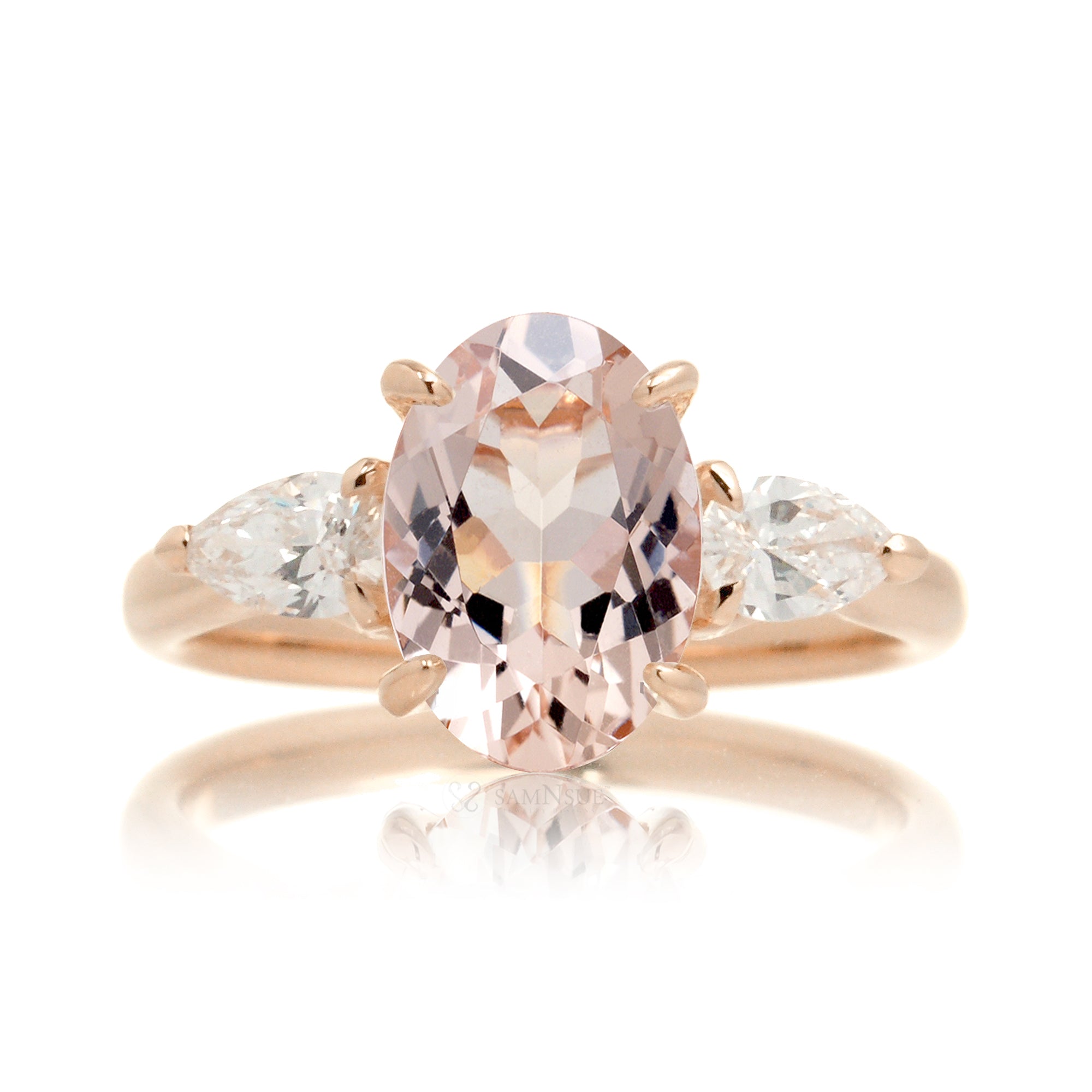 The Iris Oval Cut Morganite Ring