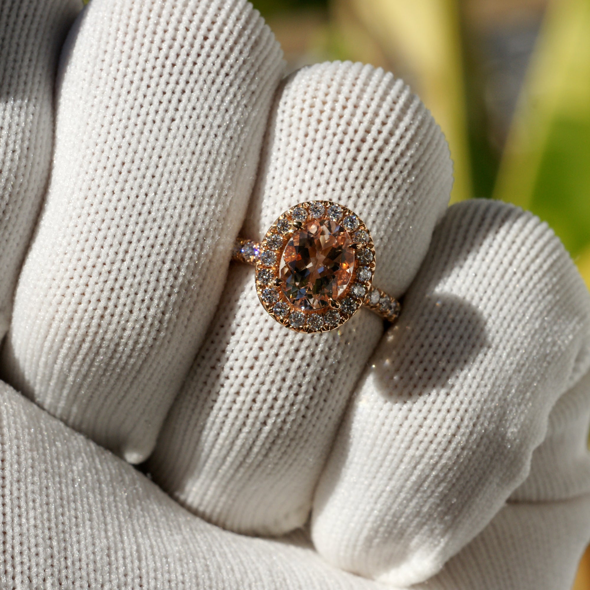 The Drenched Oval Morganite Ring 9x7mm 18k Rose Gold