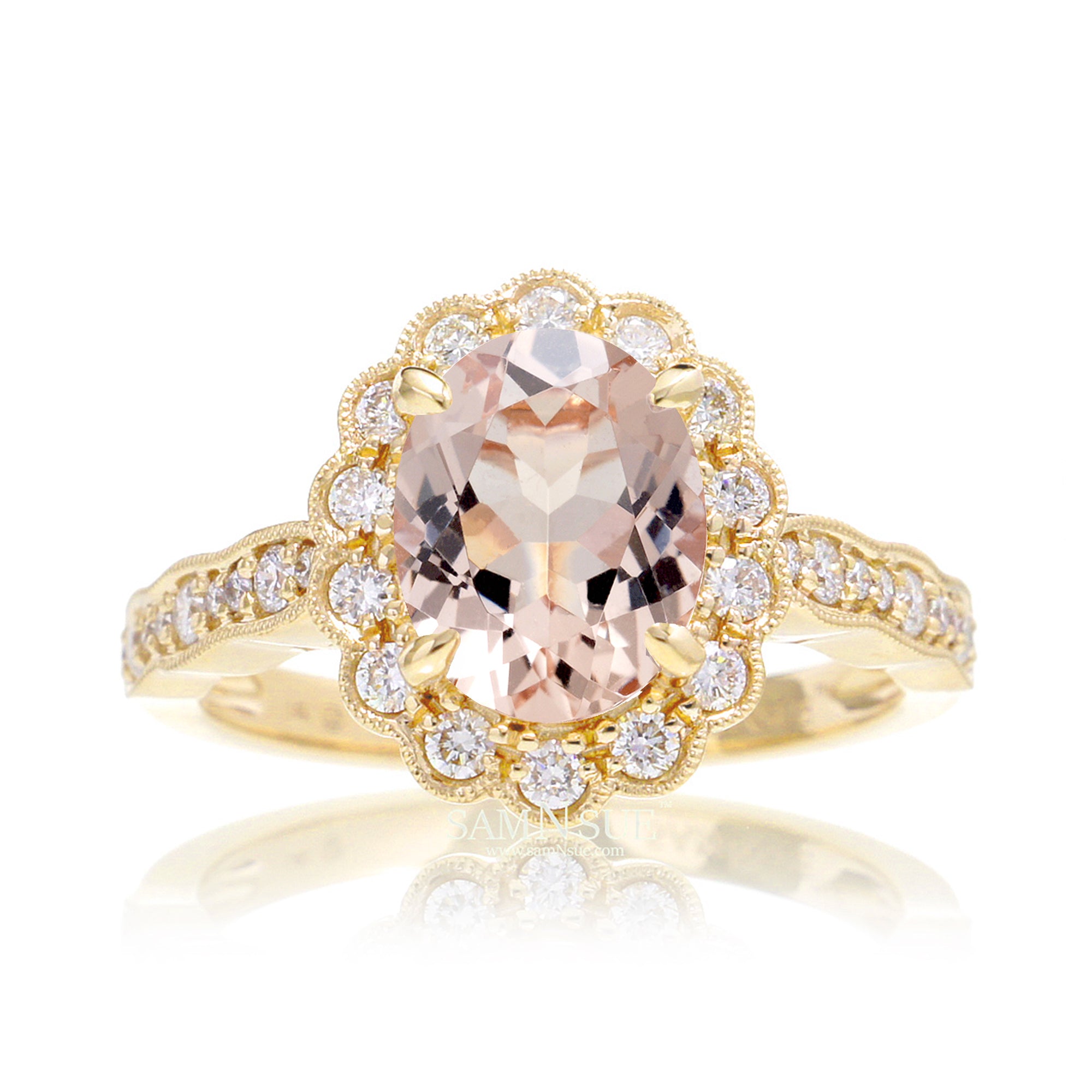 The Scallop Oval Morganite Ring