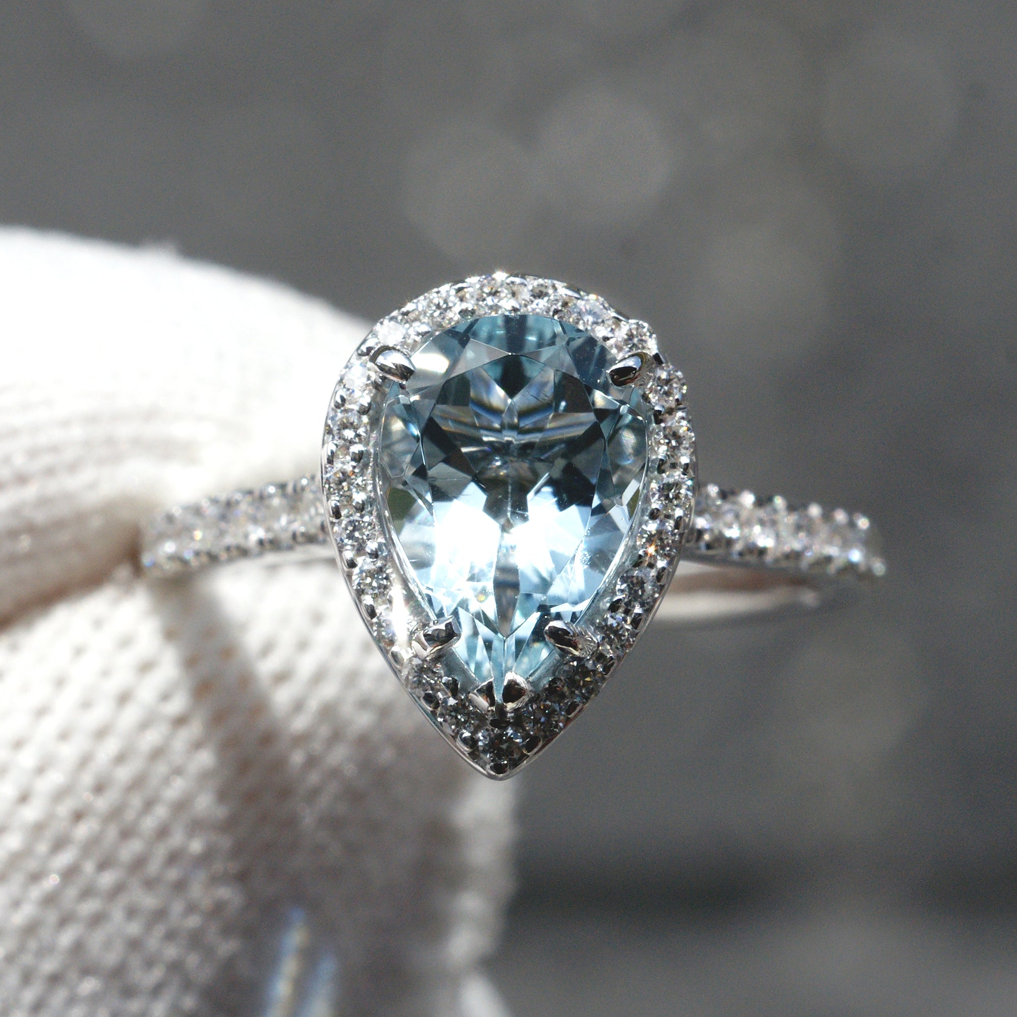 Pear aquamarine engagement ring in white gold - the Sunset ring