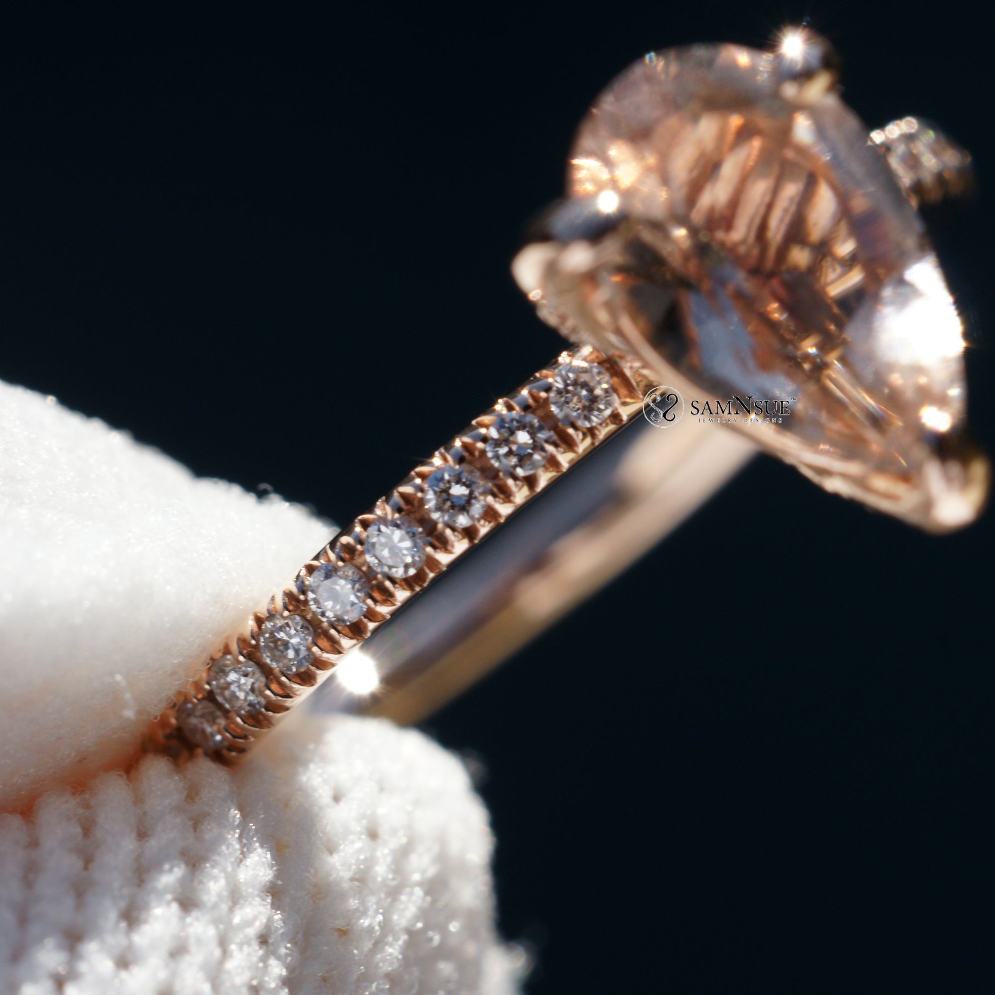 The Pear Ava Morganite Ring 14k Rose Gold (8x5mm)