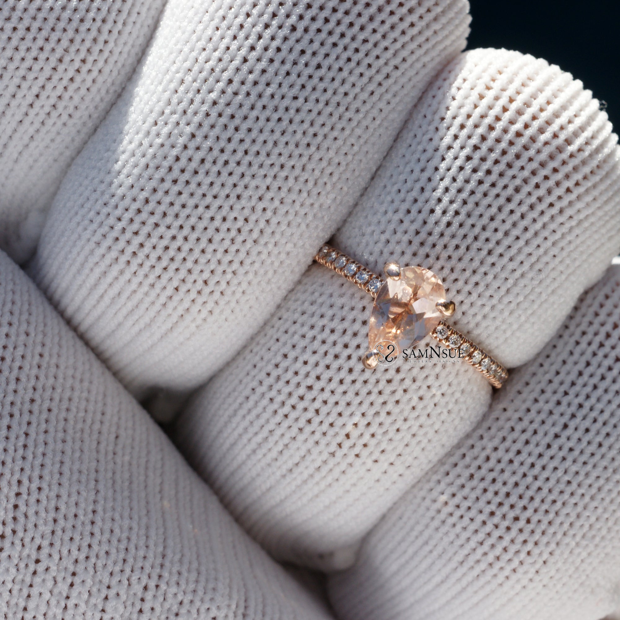 The Pear Ava Morganite Ring 14k Rose Gold (8x5mm)