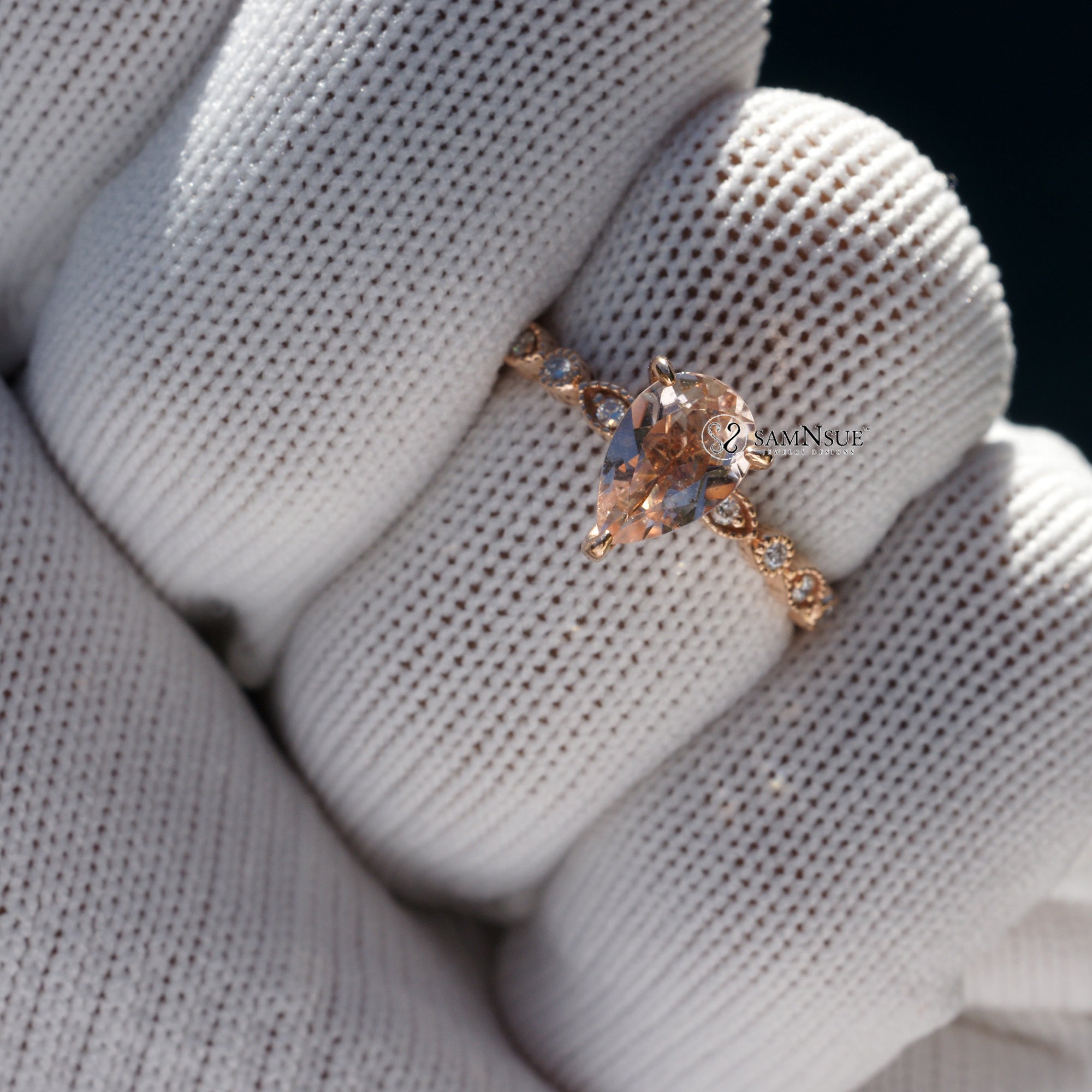 The Pear Cut Morganite Ivy Diamond Ring 14k Rose Gold (9x6mm)