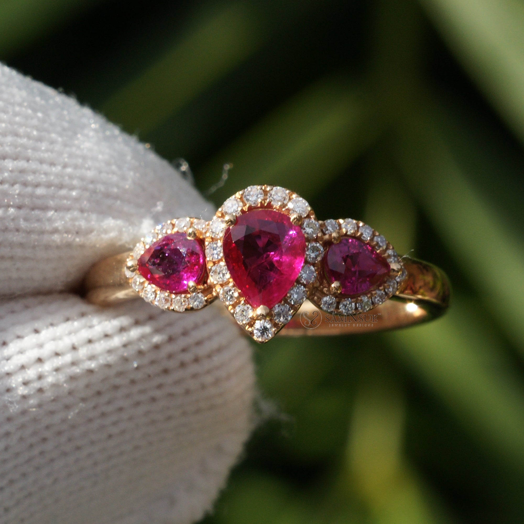 The Nellie Pear Ruby Ring (0.93ct tw.)