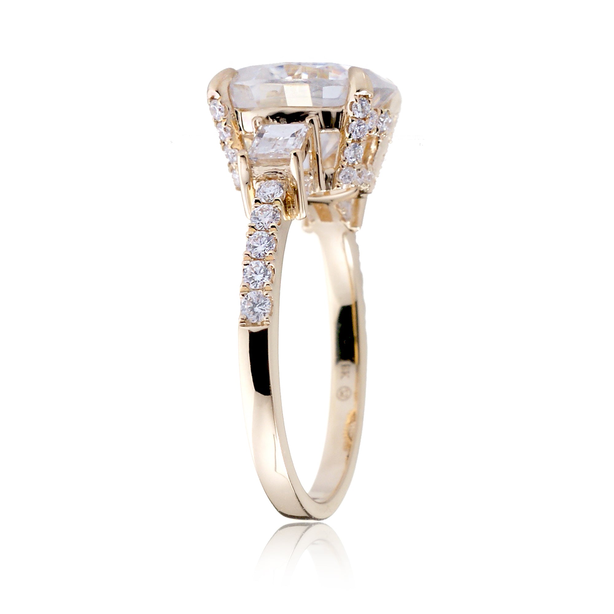 The Rey Oval Diamond Ring