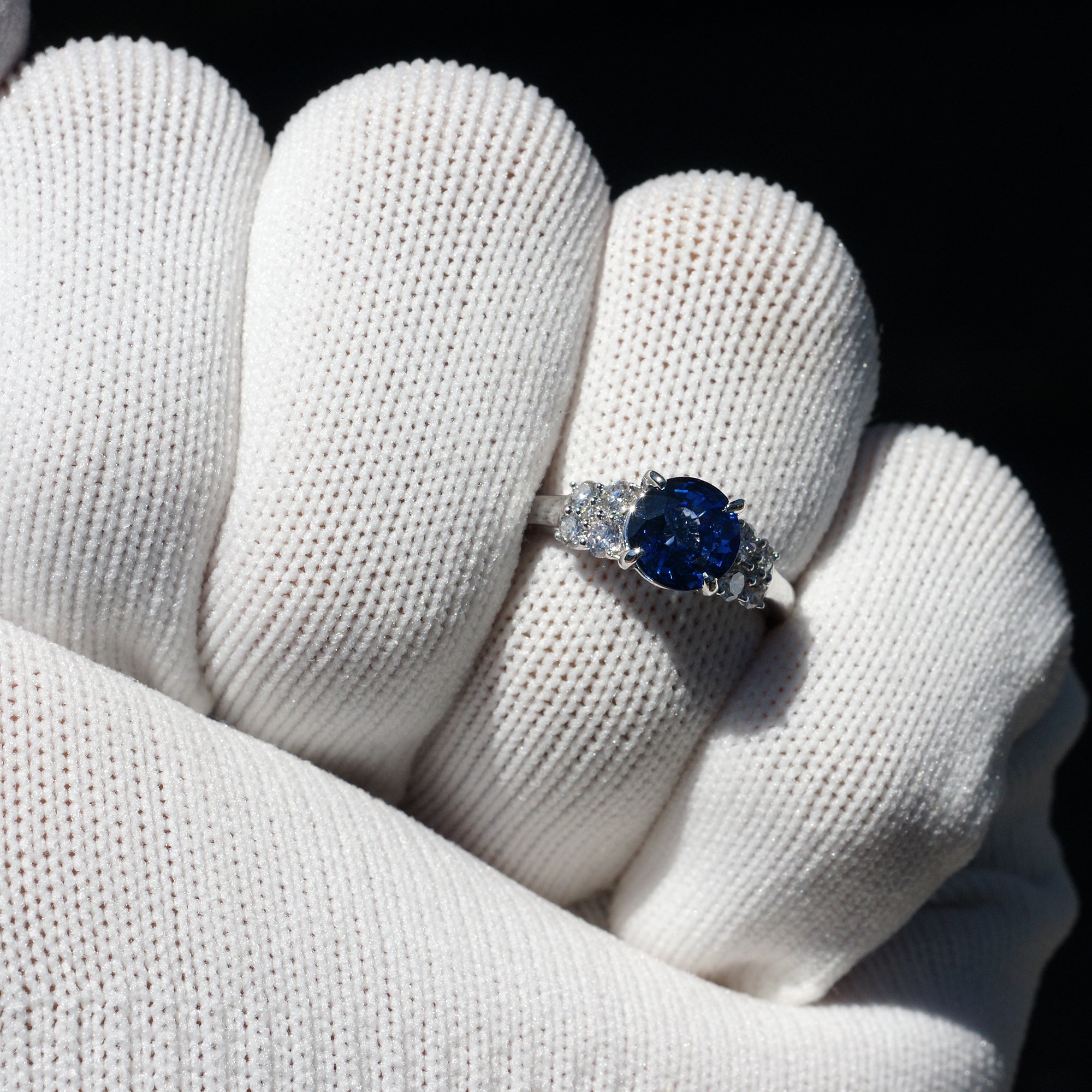 Round Ceylon Sapphire Diamond Ring 2.14ct - Three Stone Design