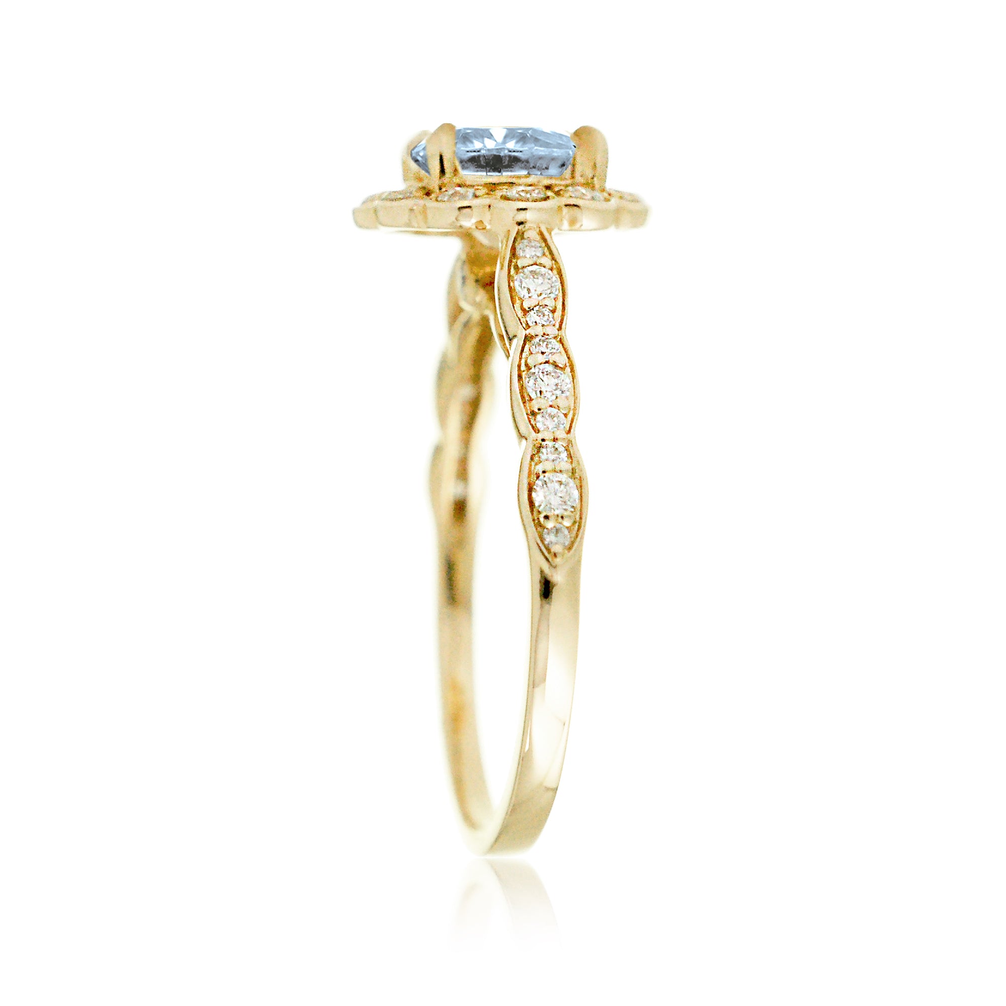 Round cut aquamarine with diamond halo and band the scallop yellow gold