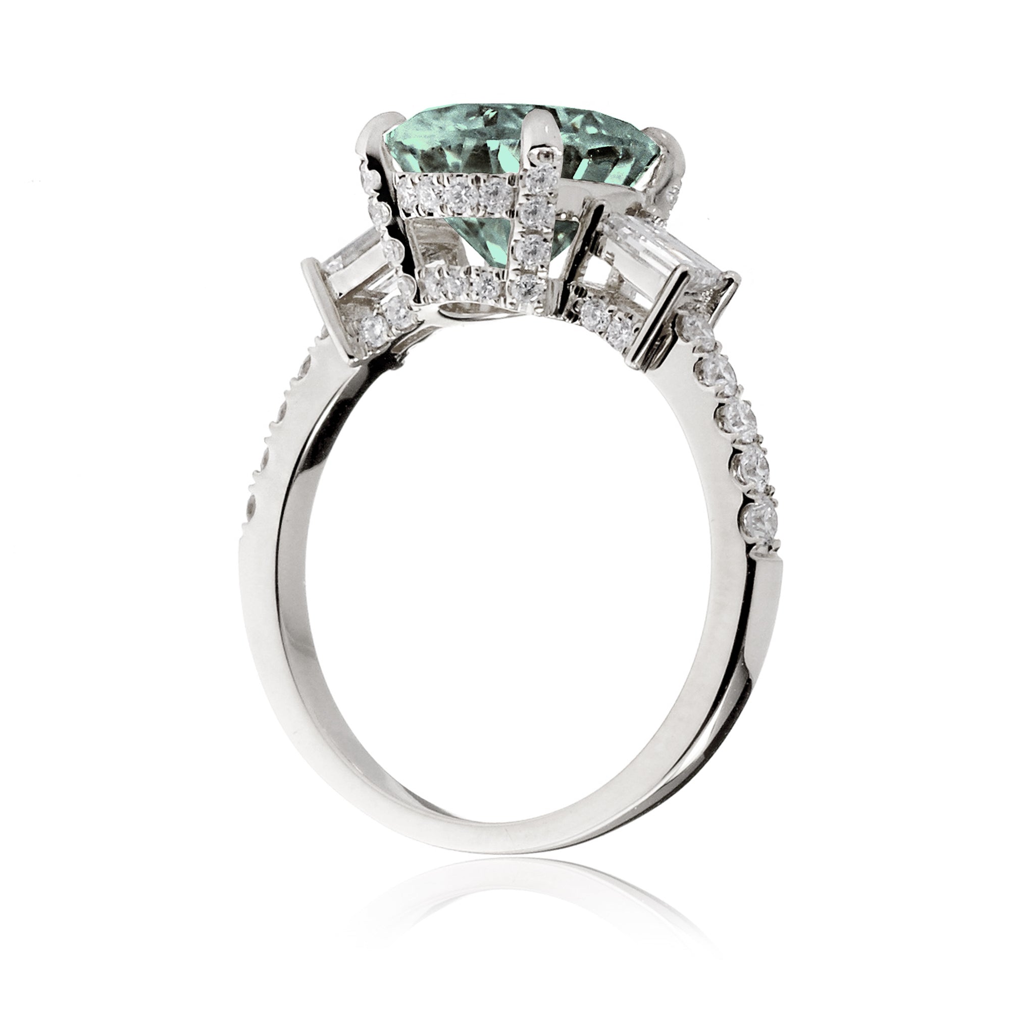 The Rey Round Green Sapphire Ring (Lab-Grown)