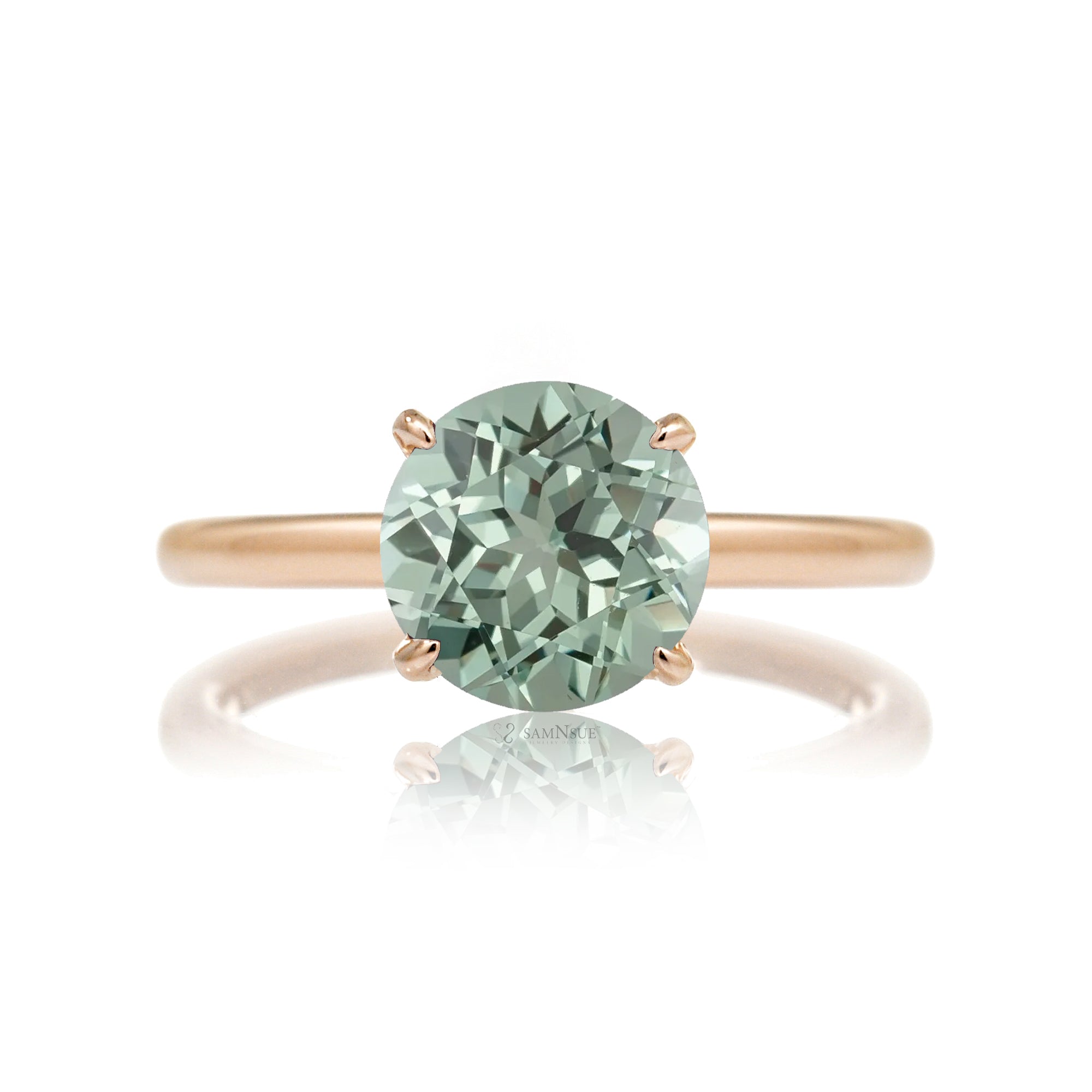 The Lucy Round Cut Green Sapphire Ring (Lab-Grown)