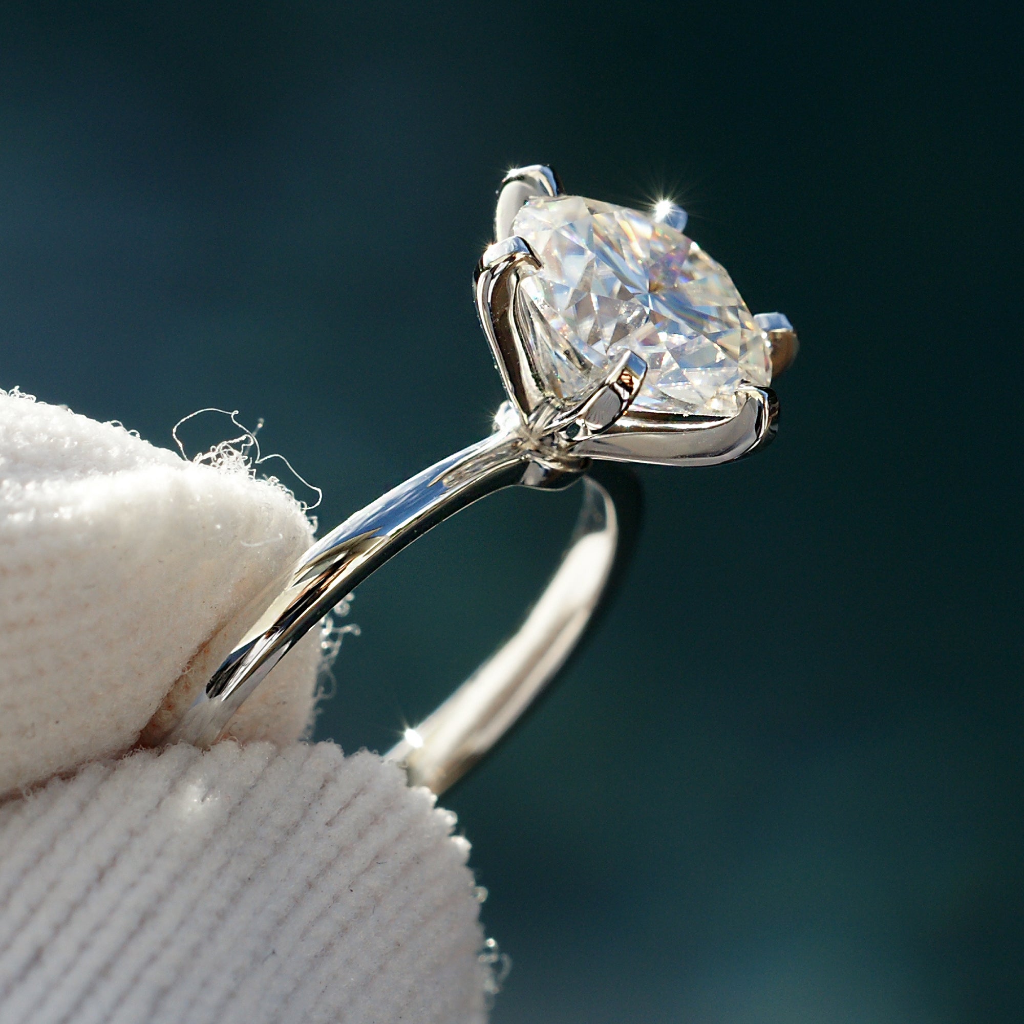 The Adeline Round Moissanite 8mm 18k white gold