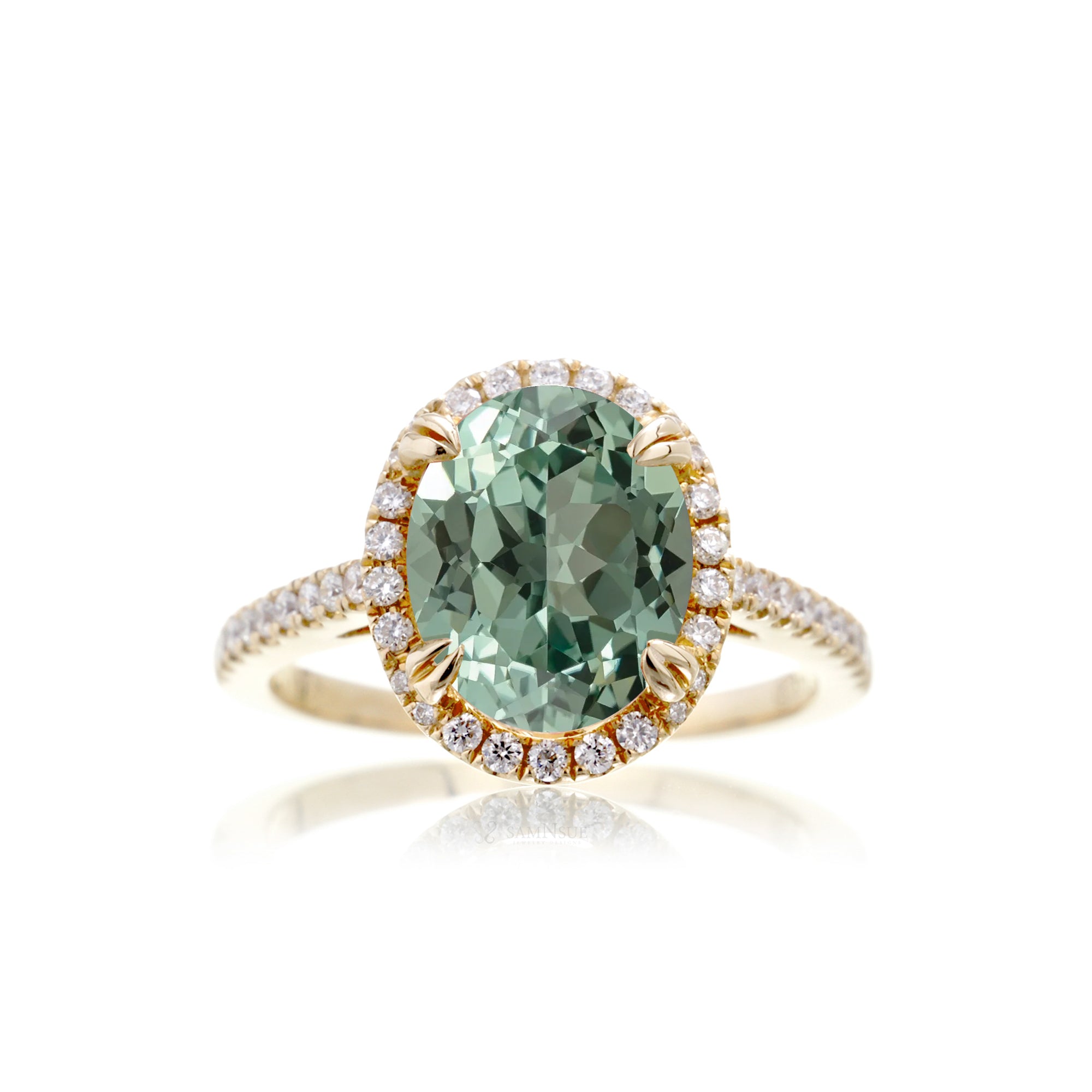 The Signature Oval Green Sapphire Ring (Lab-Grown)