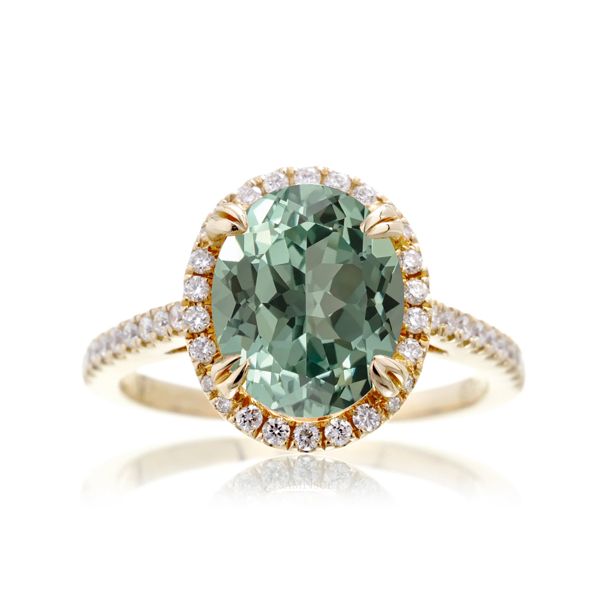 The Signature Oval Green Sapphire Ring (Lab-Grown)