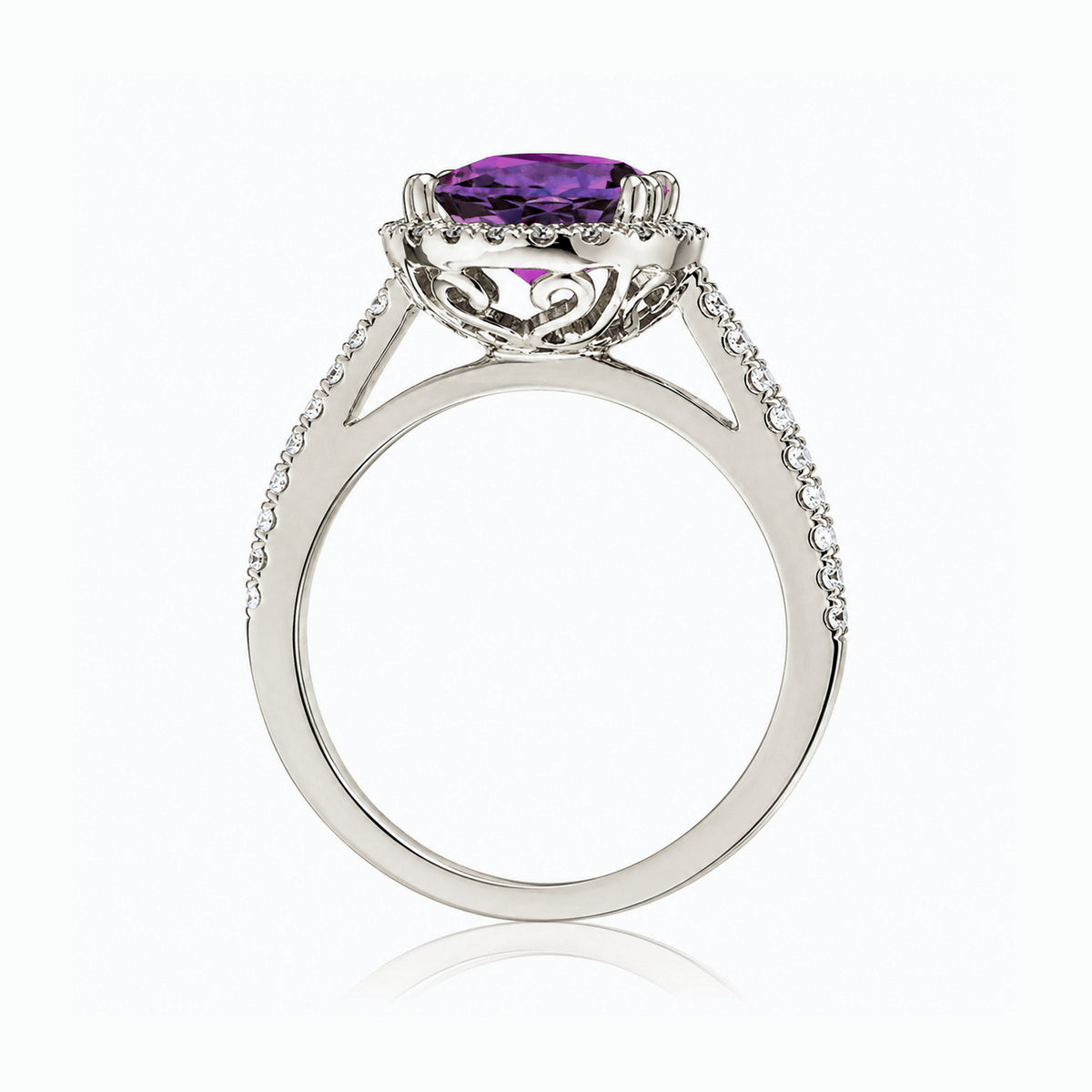 The Signature Round Amethyst Ring