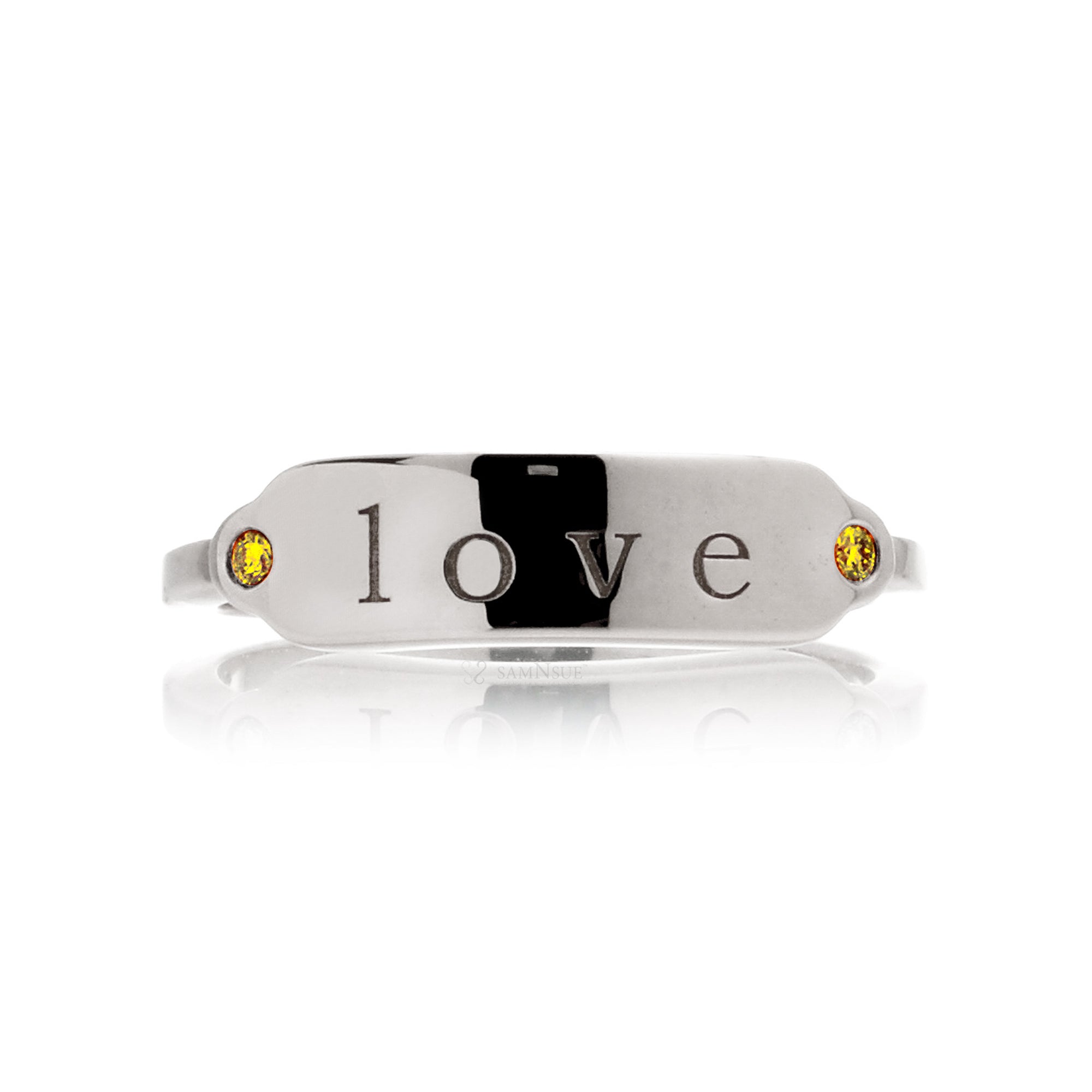Signet engravable ring with citrine on white gold