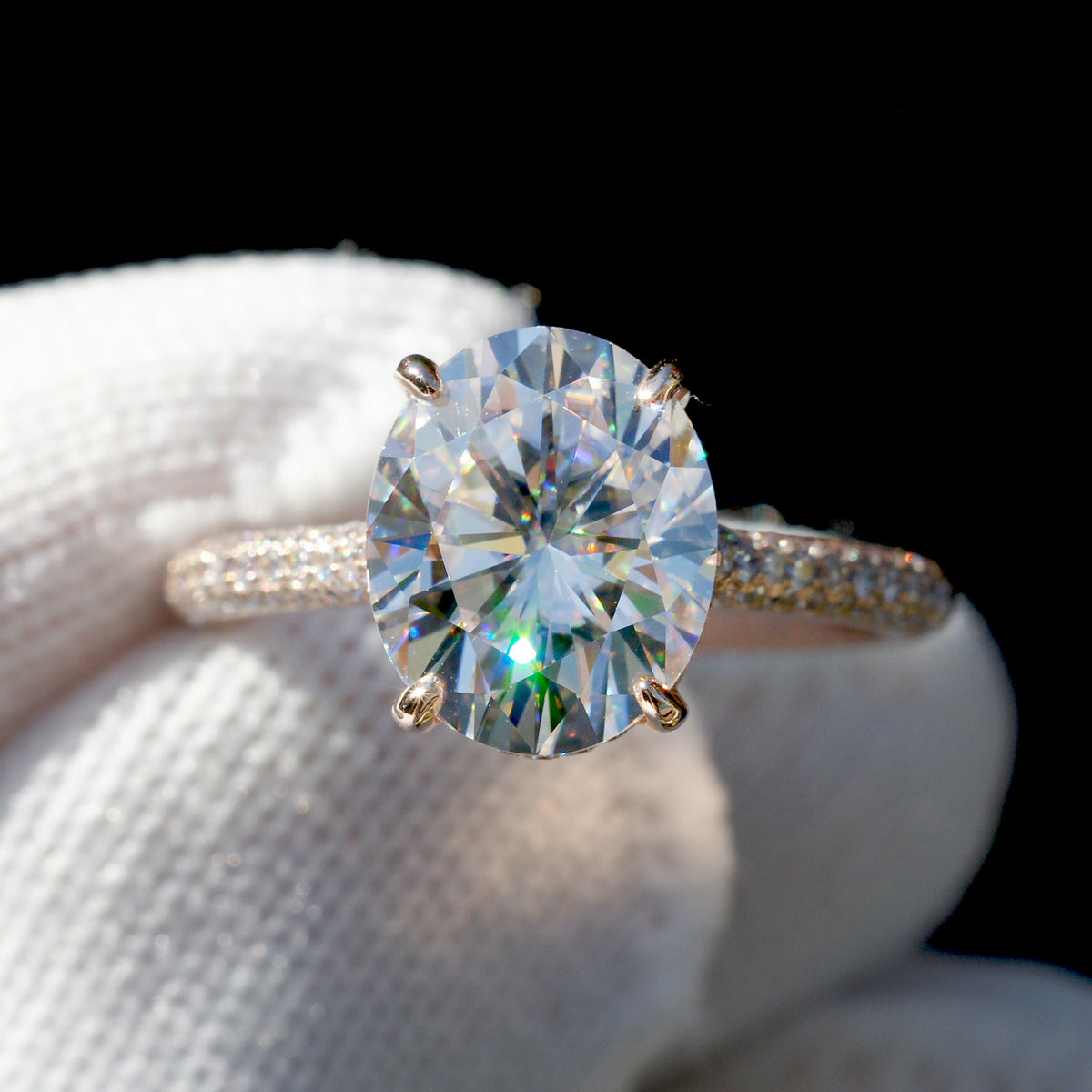 The Starlight Oval Moissanite Solitaire Ring 11x9mm