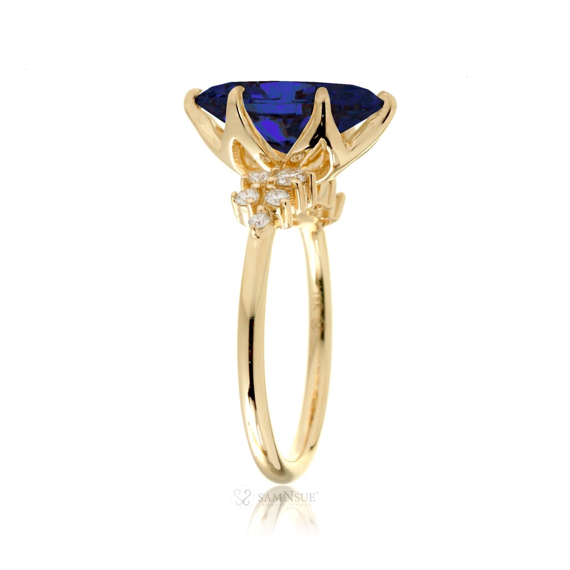 The Stella Pear Cut Blue Sapphire Ring (Lab-Grown)