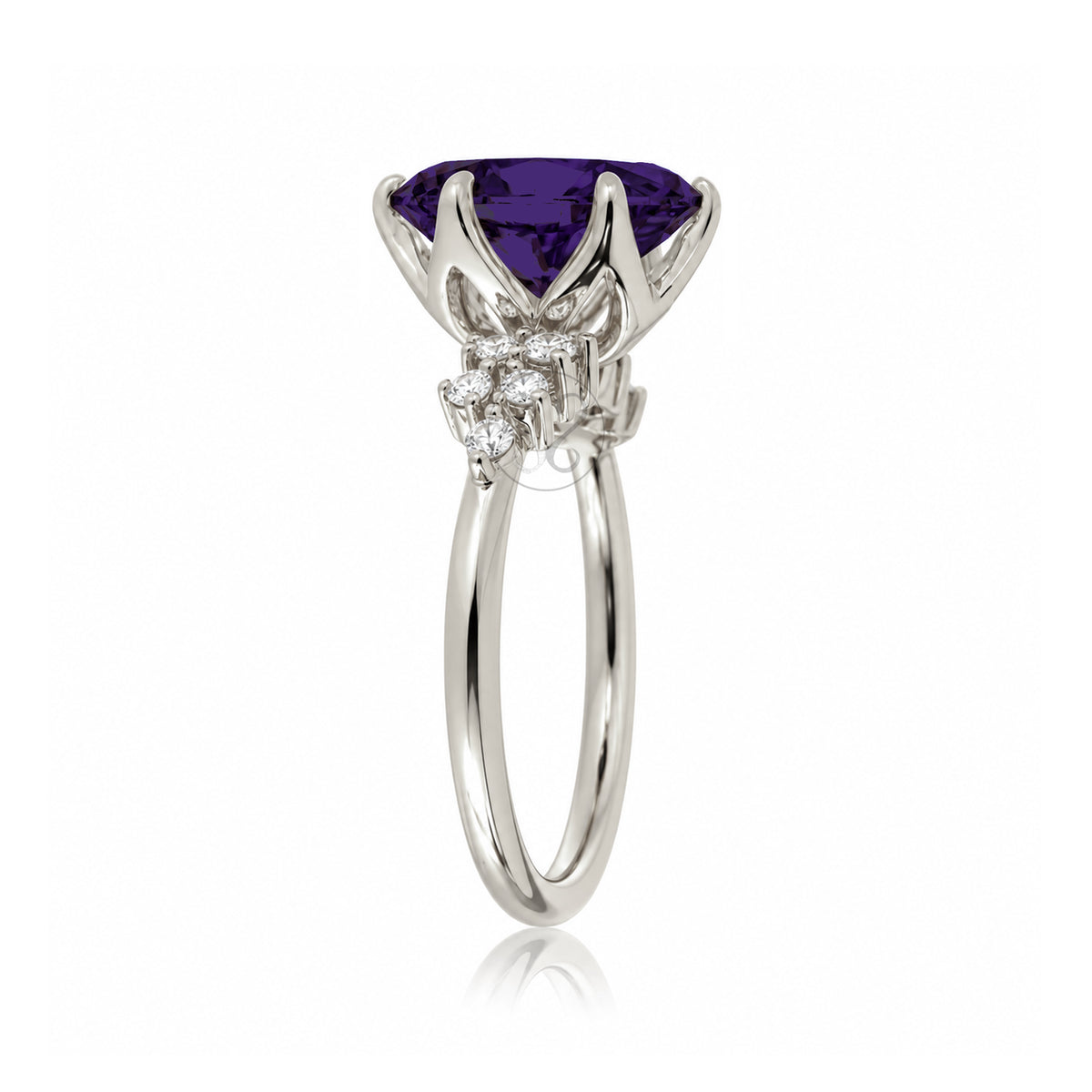 The Stella Oval Amethyst Ring