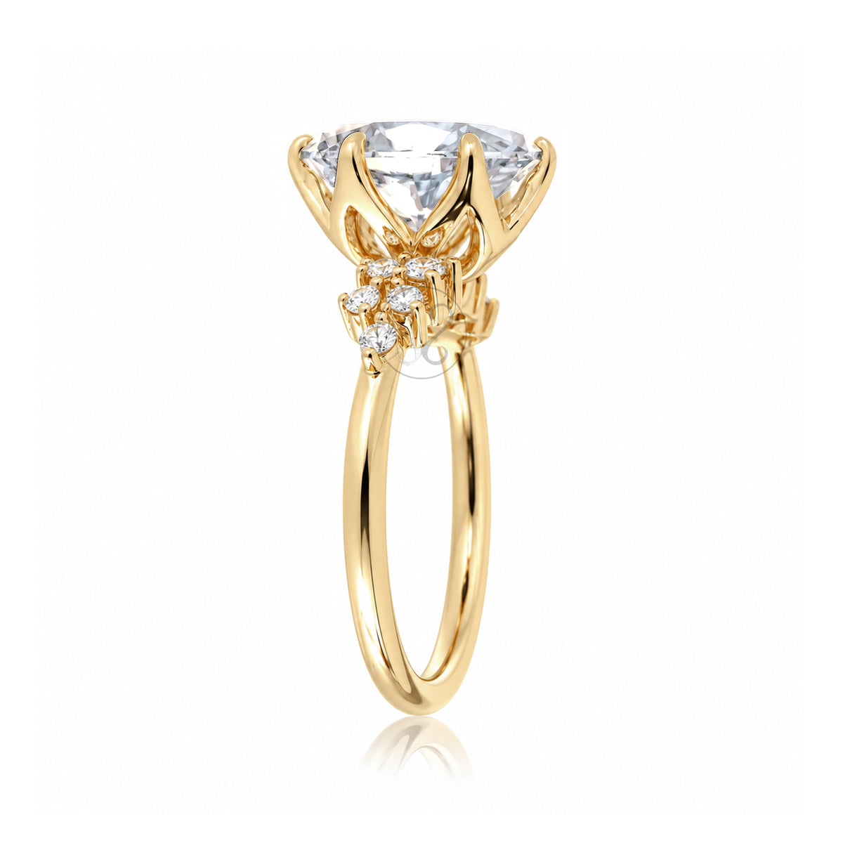 The Stella Oval Moissanite Ring