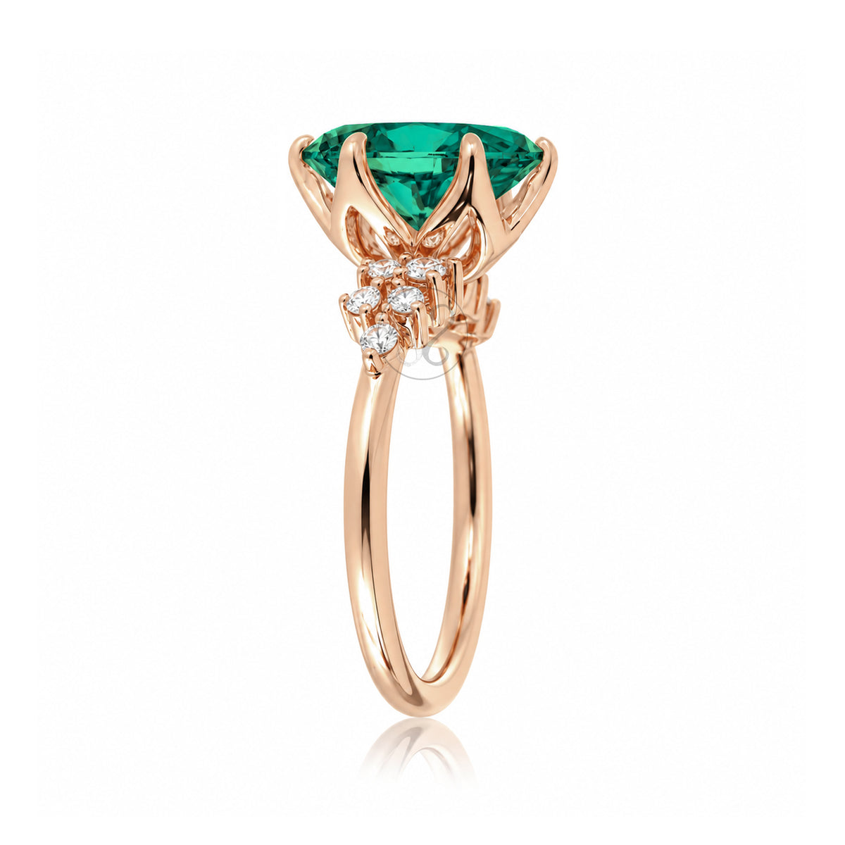 The Stella Oval Emerald Ring