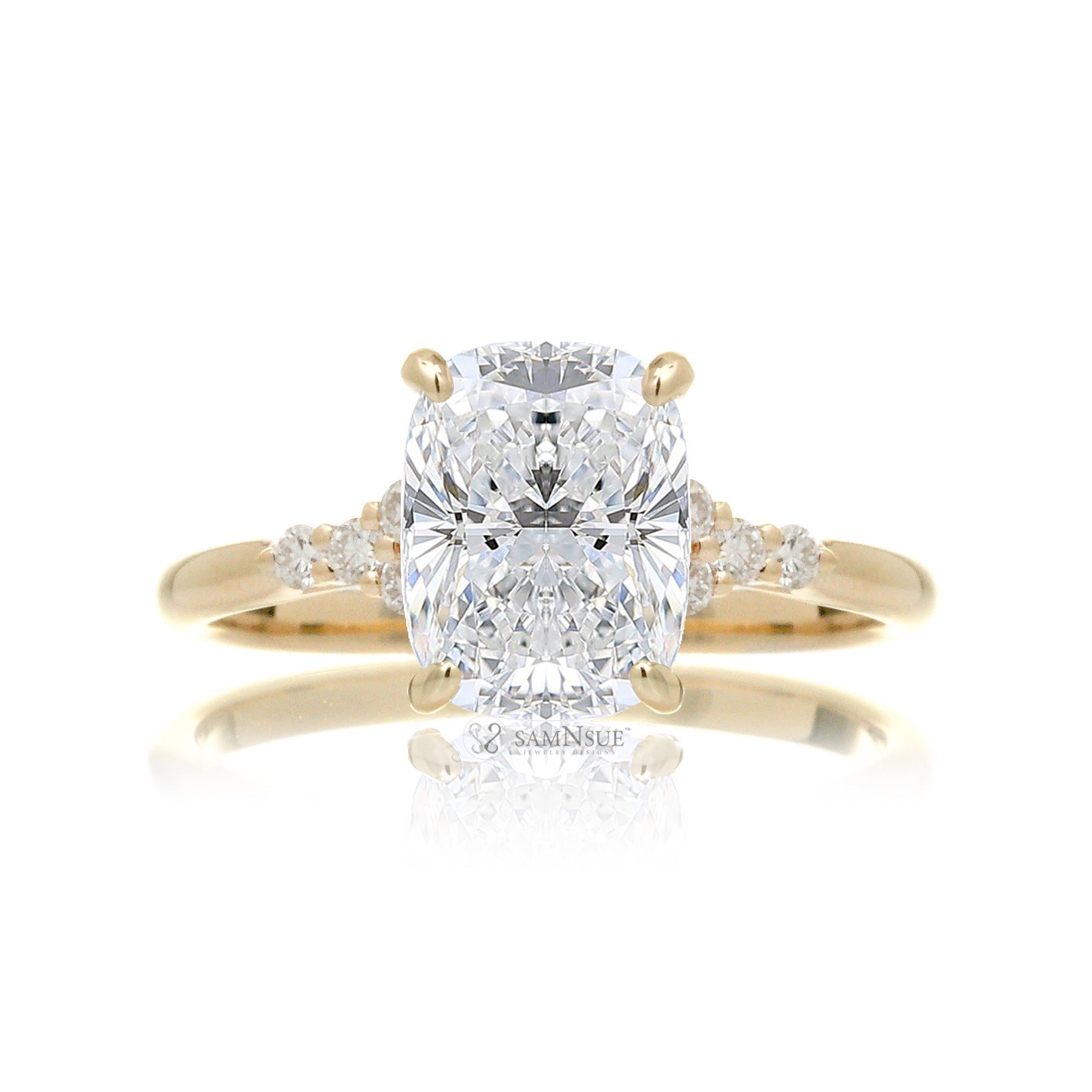 The Chloe Cushion Cut Diamond Ring (Lab-Grown)