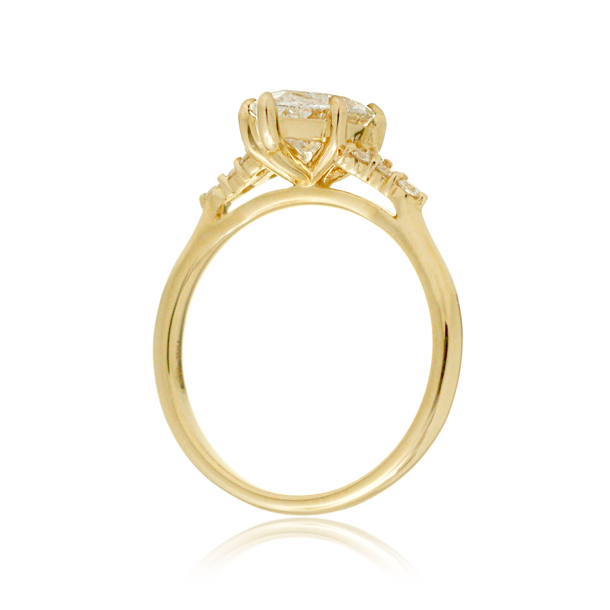 The Chloe Marquise Diamond Ring (Lab-Grown)