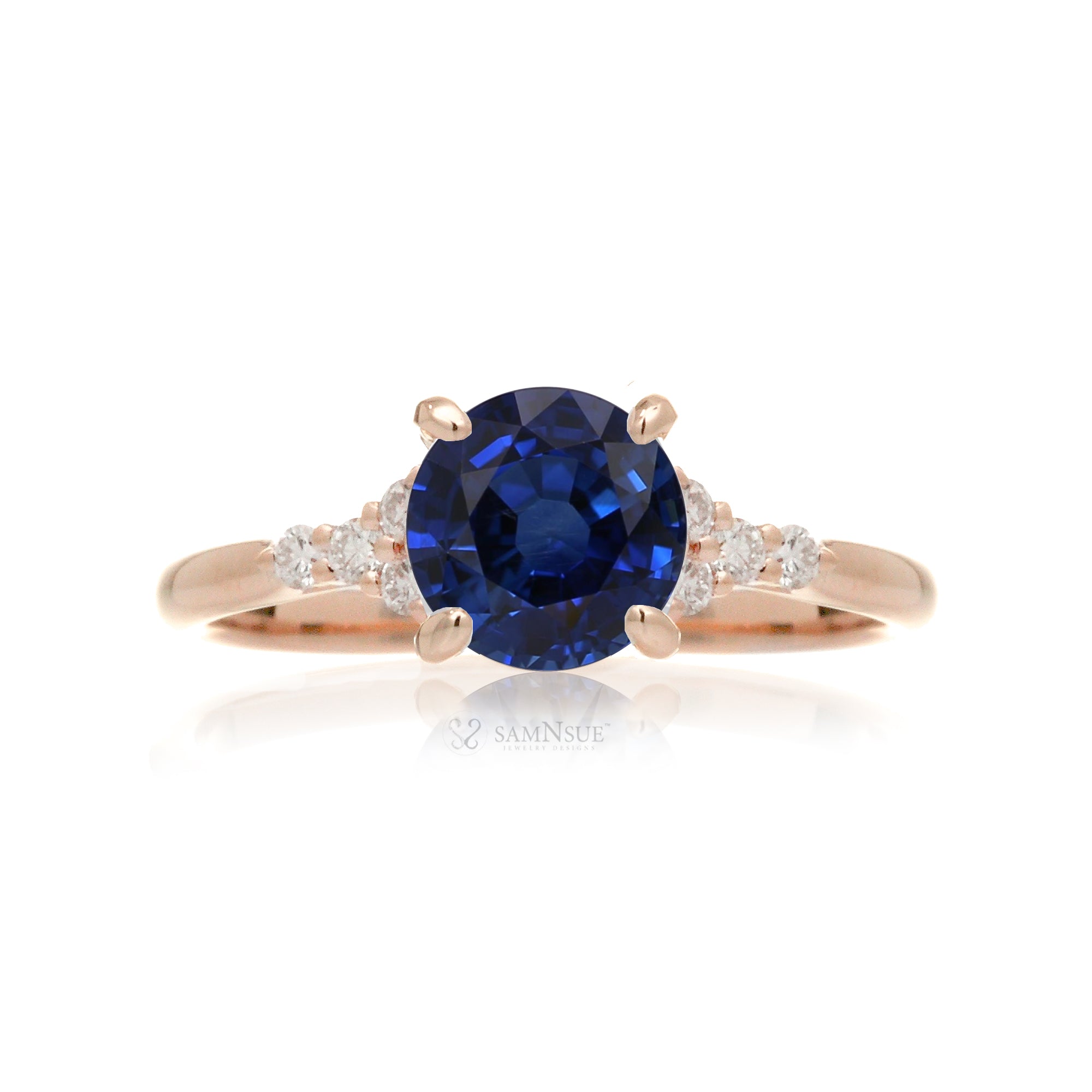 The Chloe Round Cut Blue Sapphire Ring (Lab-Grown)