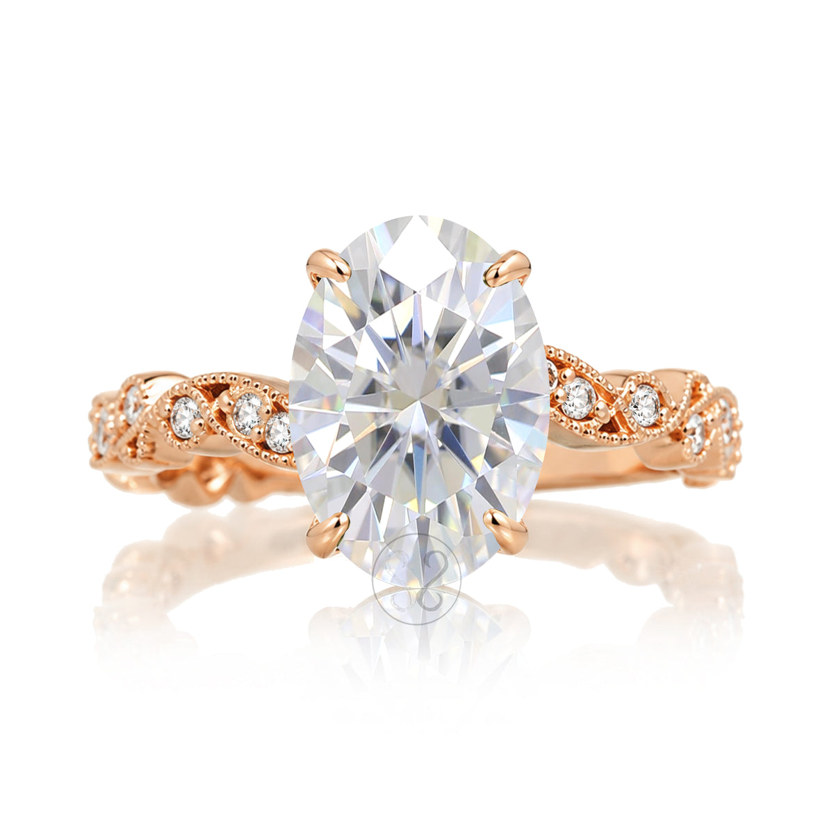 The Elara Oval Moissanite Ring