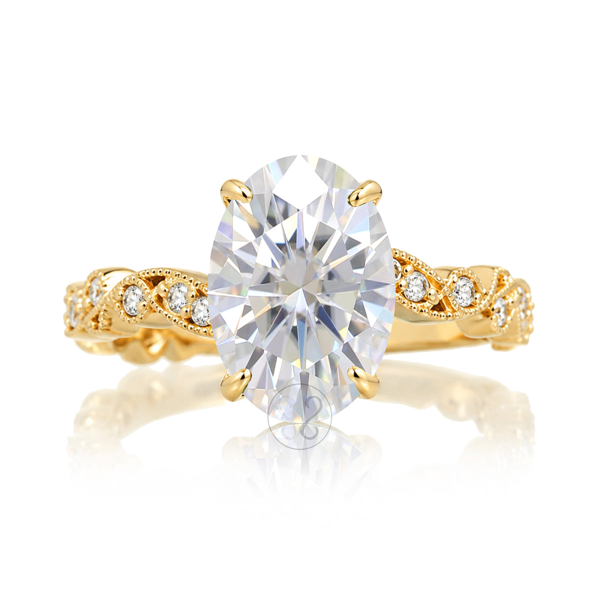 The Elara Oval Moissanite Ring