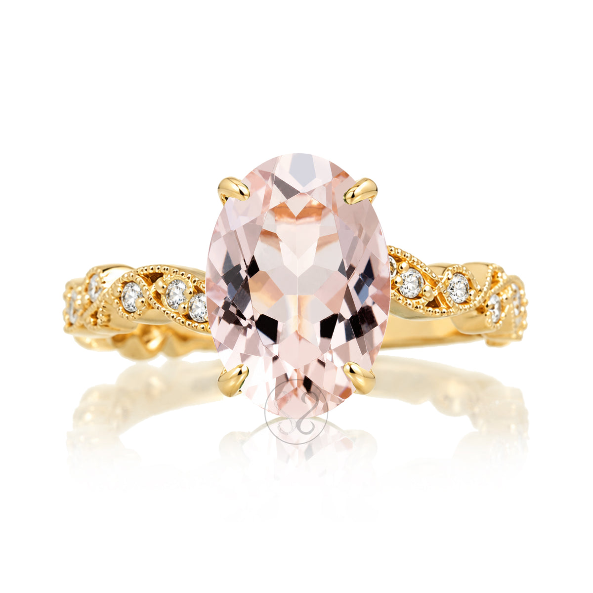 The Elara Oval Morganite Ring