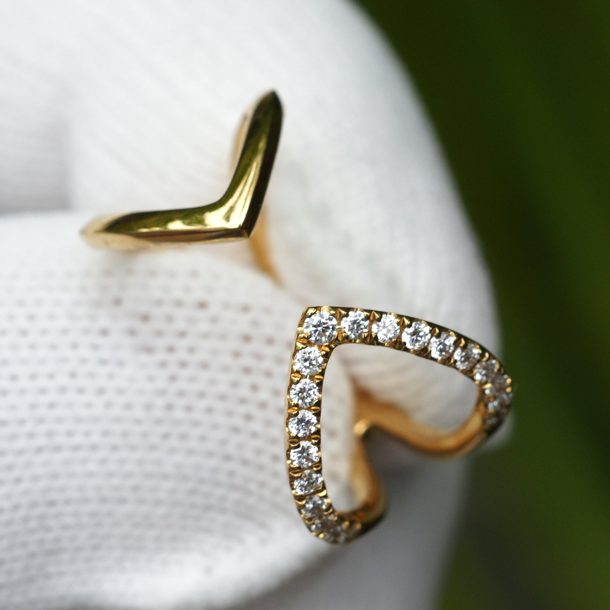 The Harlow Half Diamond Band