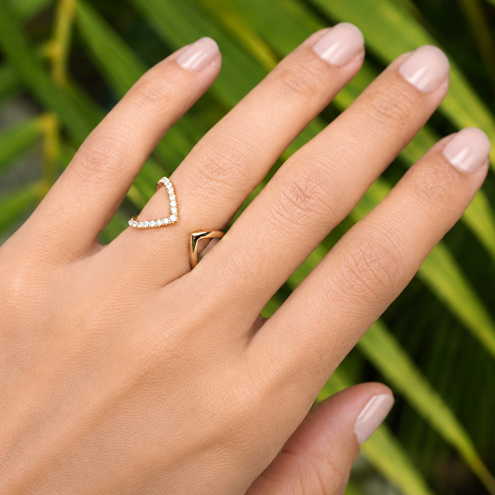 The Harlow Half Diamond Band