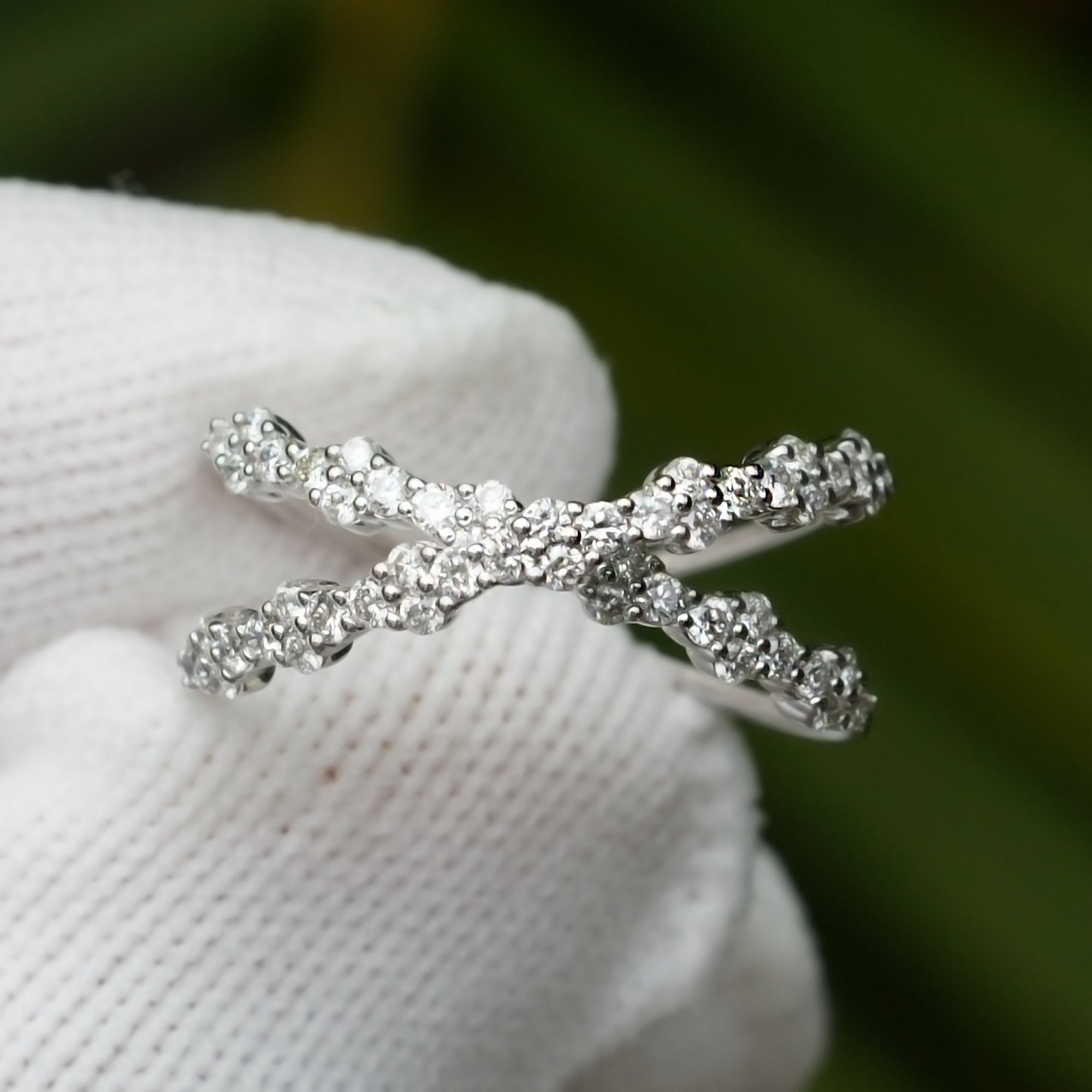 The Orbit Diamond Ring