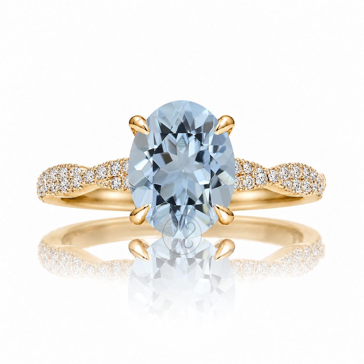 The Seraphina Oval Aquamarine Ring